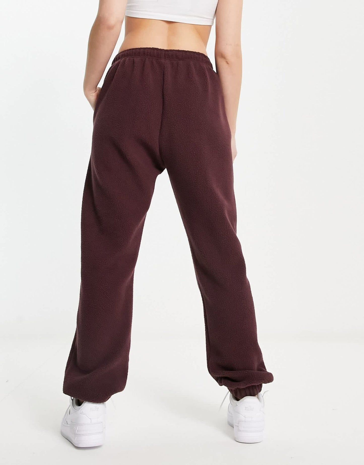 Nike joggers in burgundy - ASOS Sample Sale EU Store