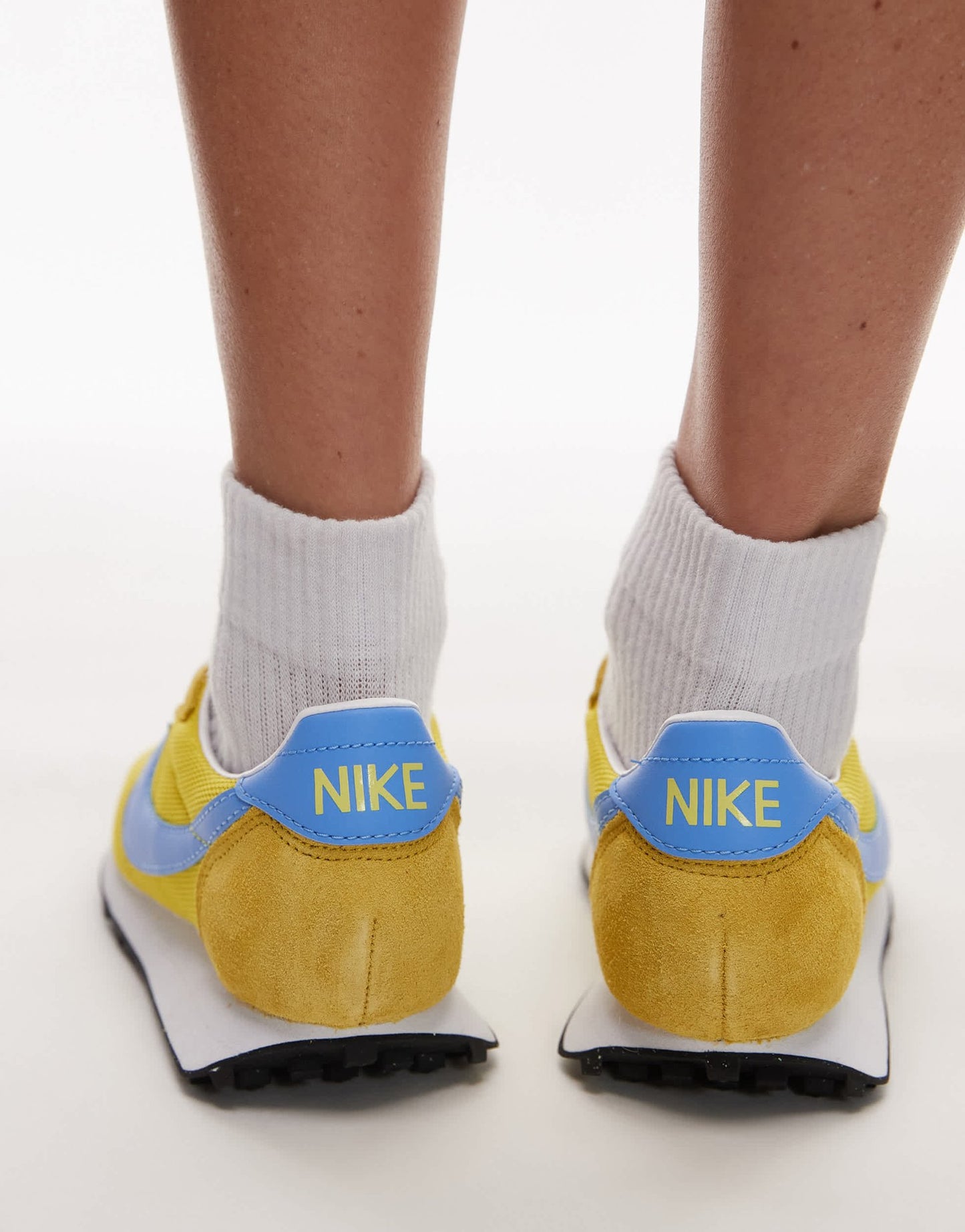 Nike LD - 1000 trainers in yellow and blue - ASOS Sample Sale EU Store