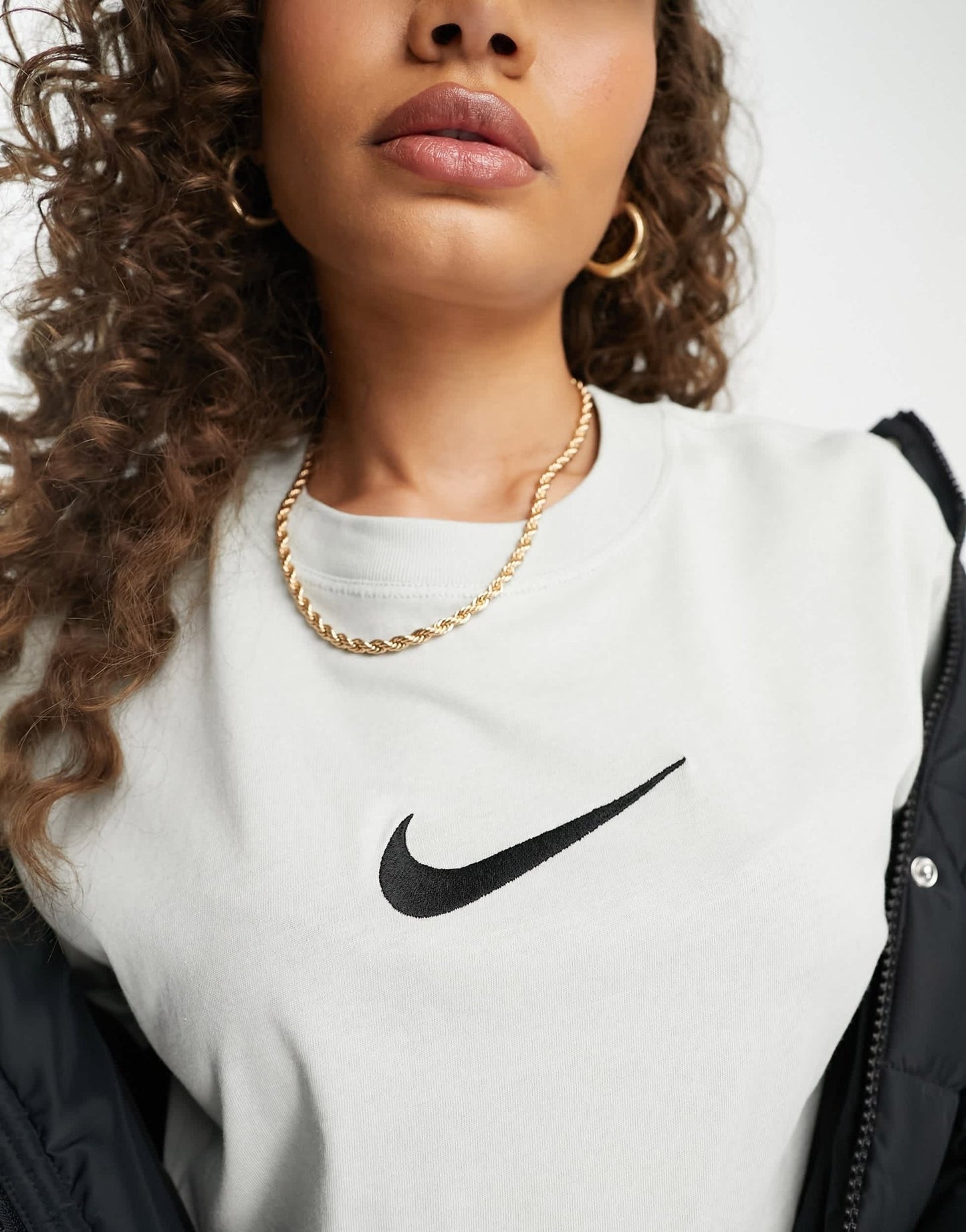 Nike Midi Swoosh t-shirt in silver - ASOS Sample Sale EU Store