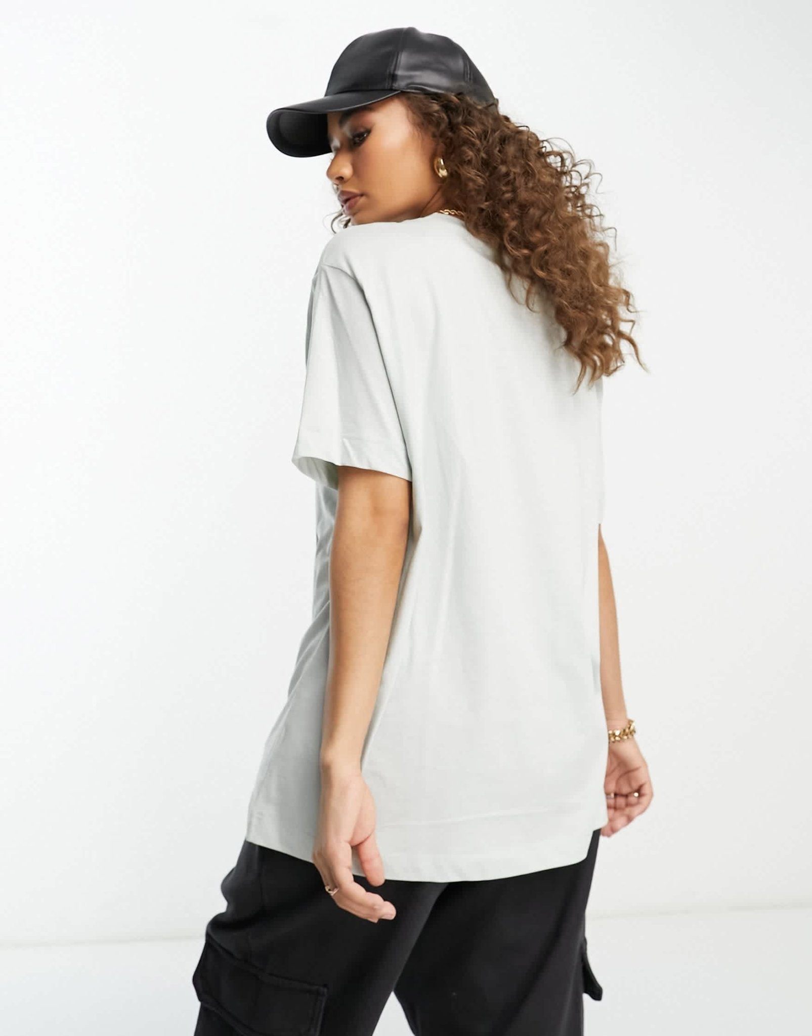 Nike Midi Swoosh t-shirt in silver - ASOS Sample Sale EU Store