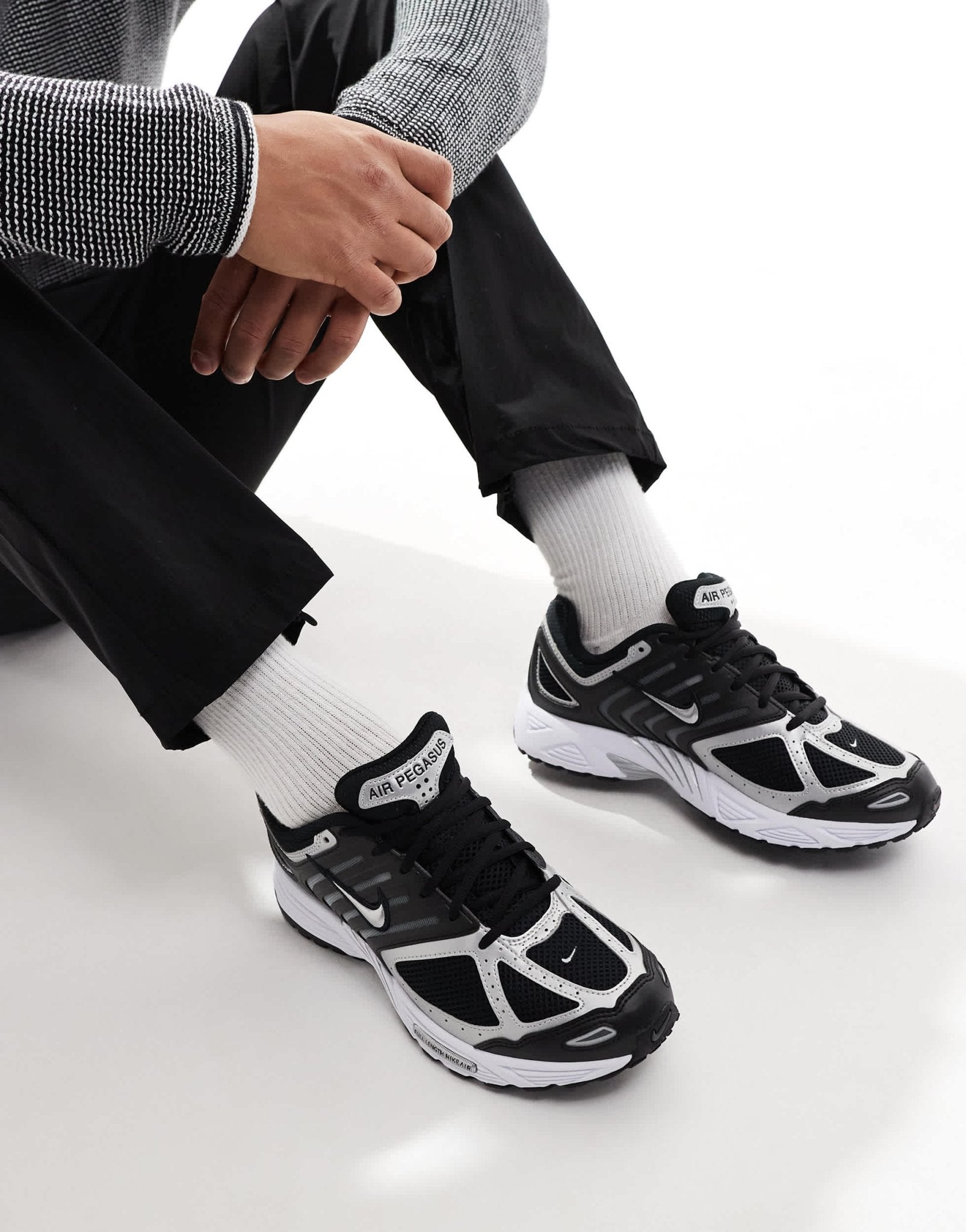 Nike Pegasus 2005 trainers in black and metallic silver - ASOS Sample Sale EU Store