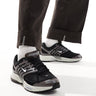 Nike Pegasus 2005 trainers in brown and metallic silver