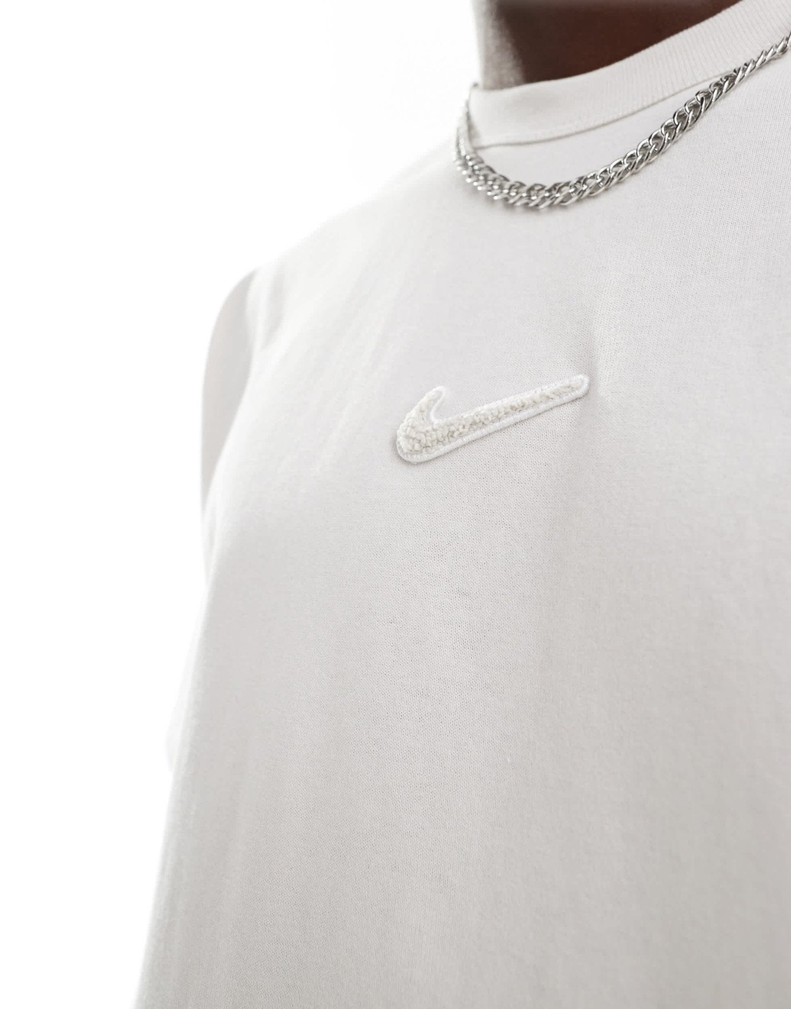 Nike premium essentials oversized t-shirt in off white - ASOS Sample Sale EU Store