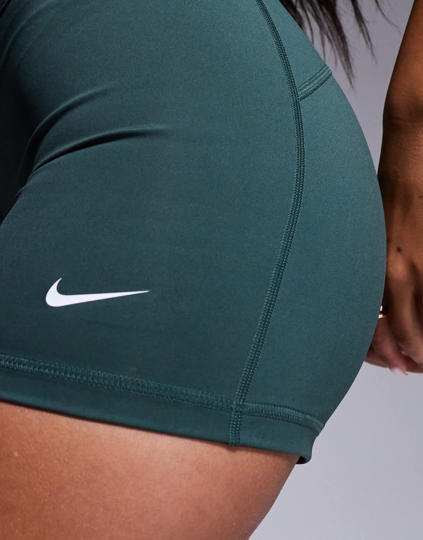 Nike Pro Training sculpt high waisted 3 inch leggings shorts in green - ASOS Sample Sale EU Store
