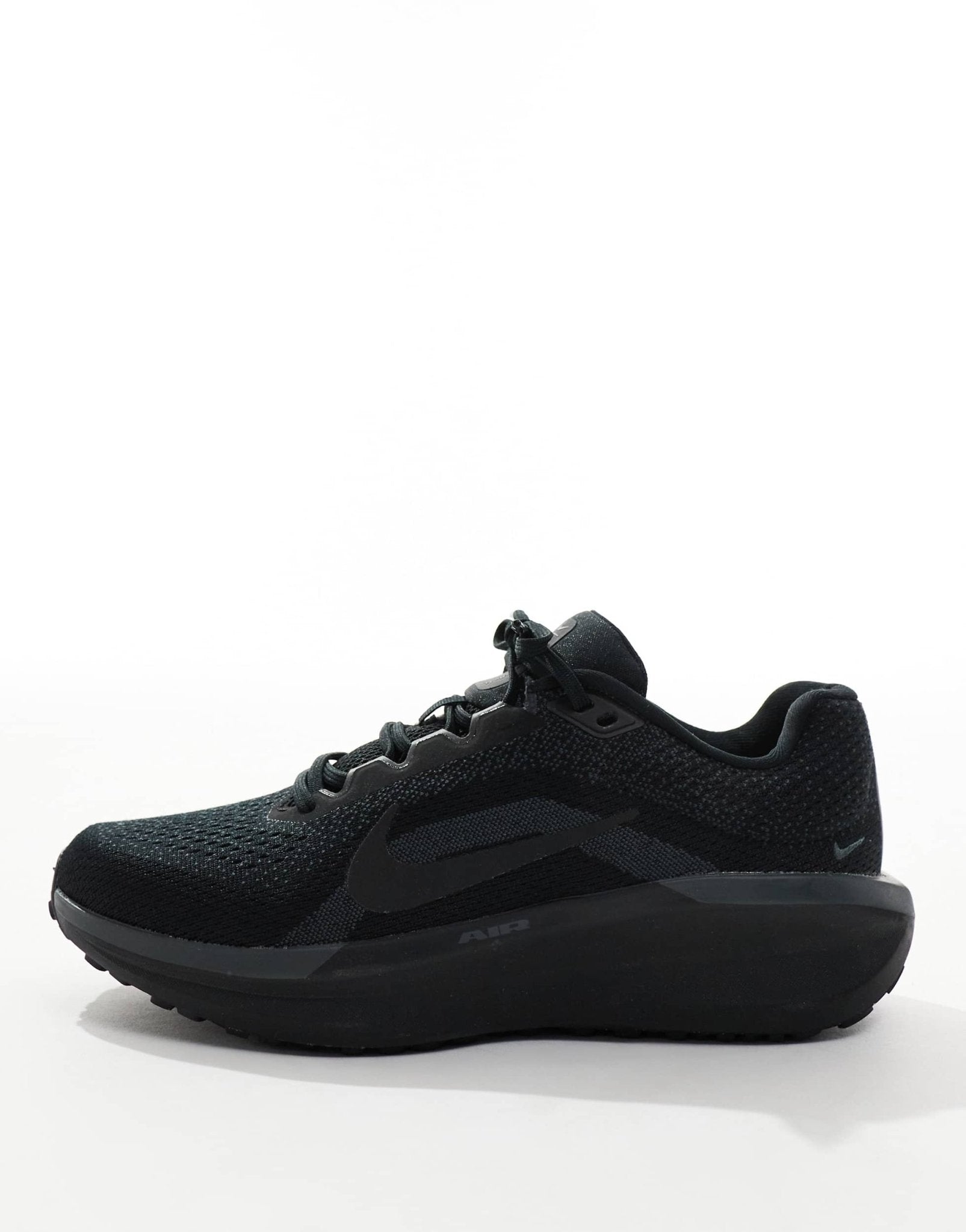 Nike Running Air Winflo 11 trainers in black - ASOS Sample Sale EU Store