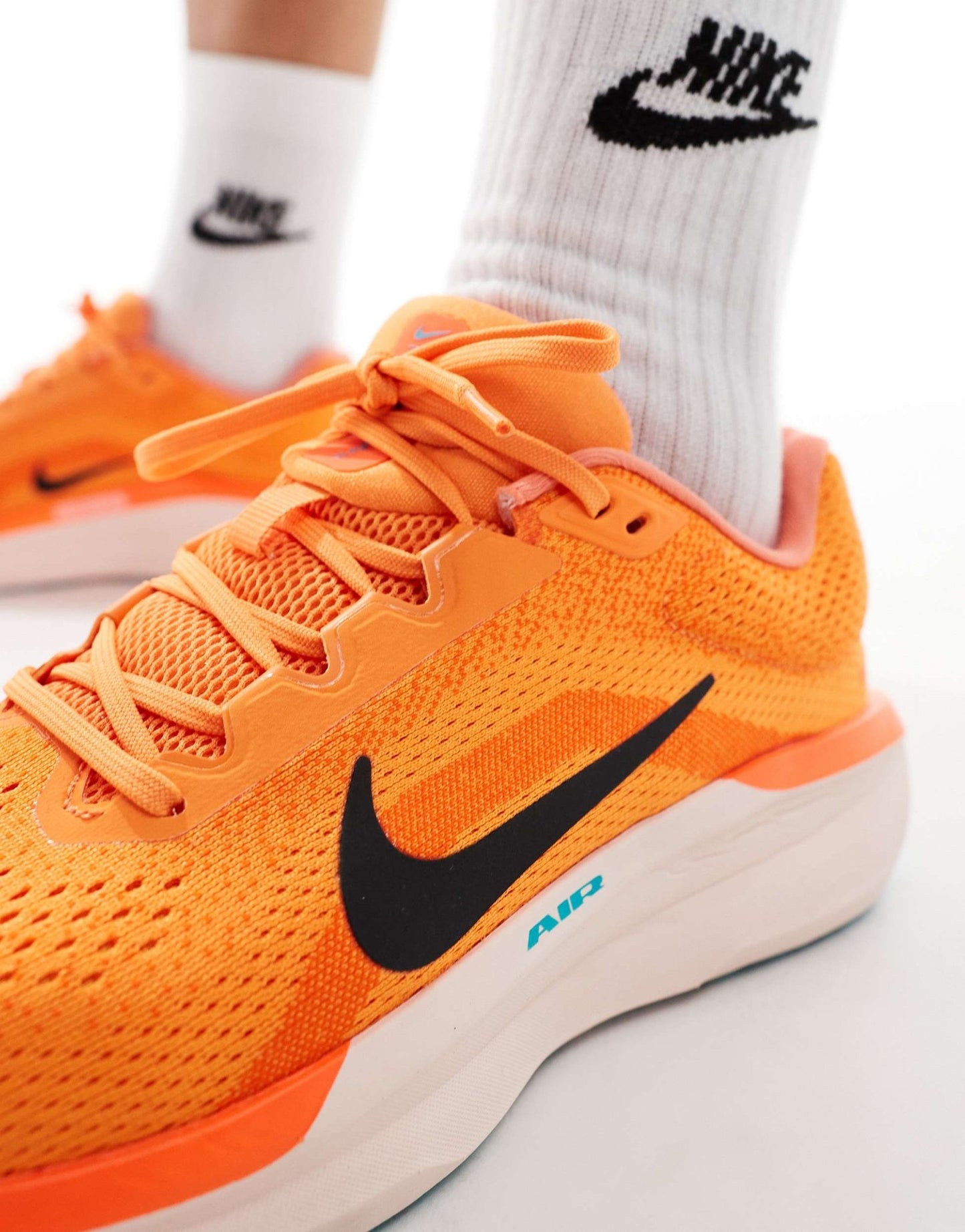 Nike Running Air Winflo 11 trainers in orange - ASOS Sample Sale EU Store