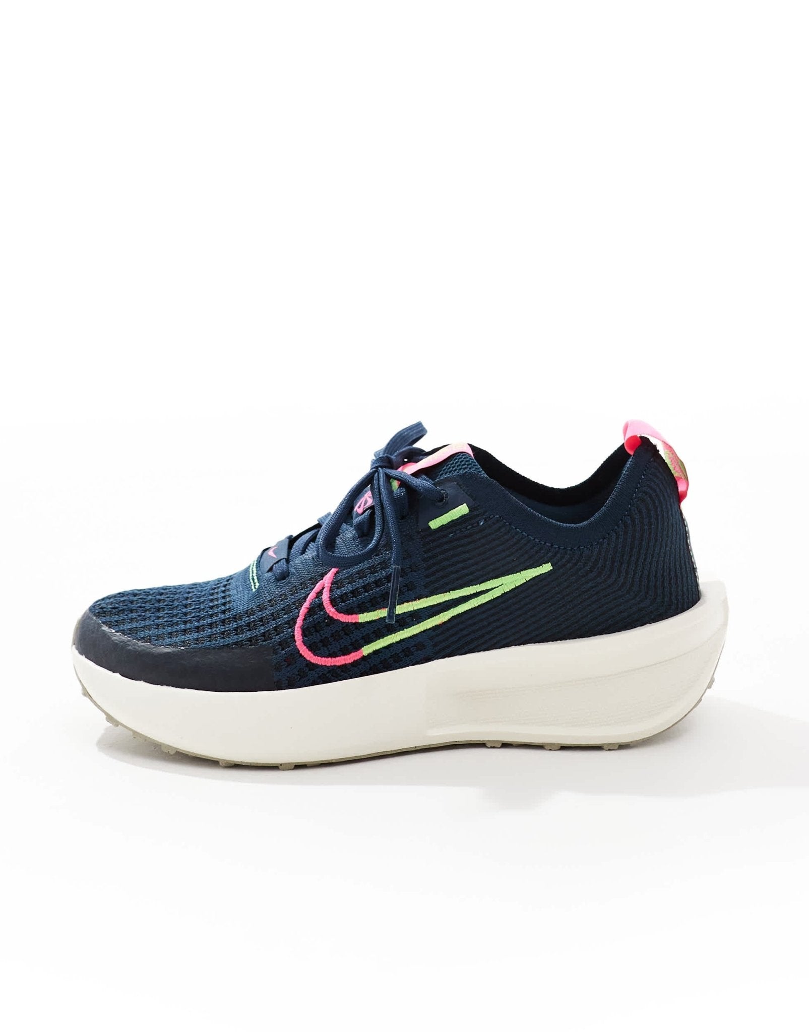 Nike Running Interact Run trainers in navy and white - ASOS Sample Sale EU Store