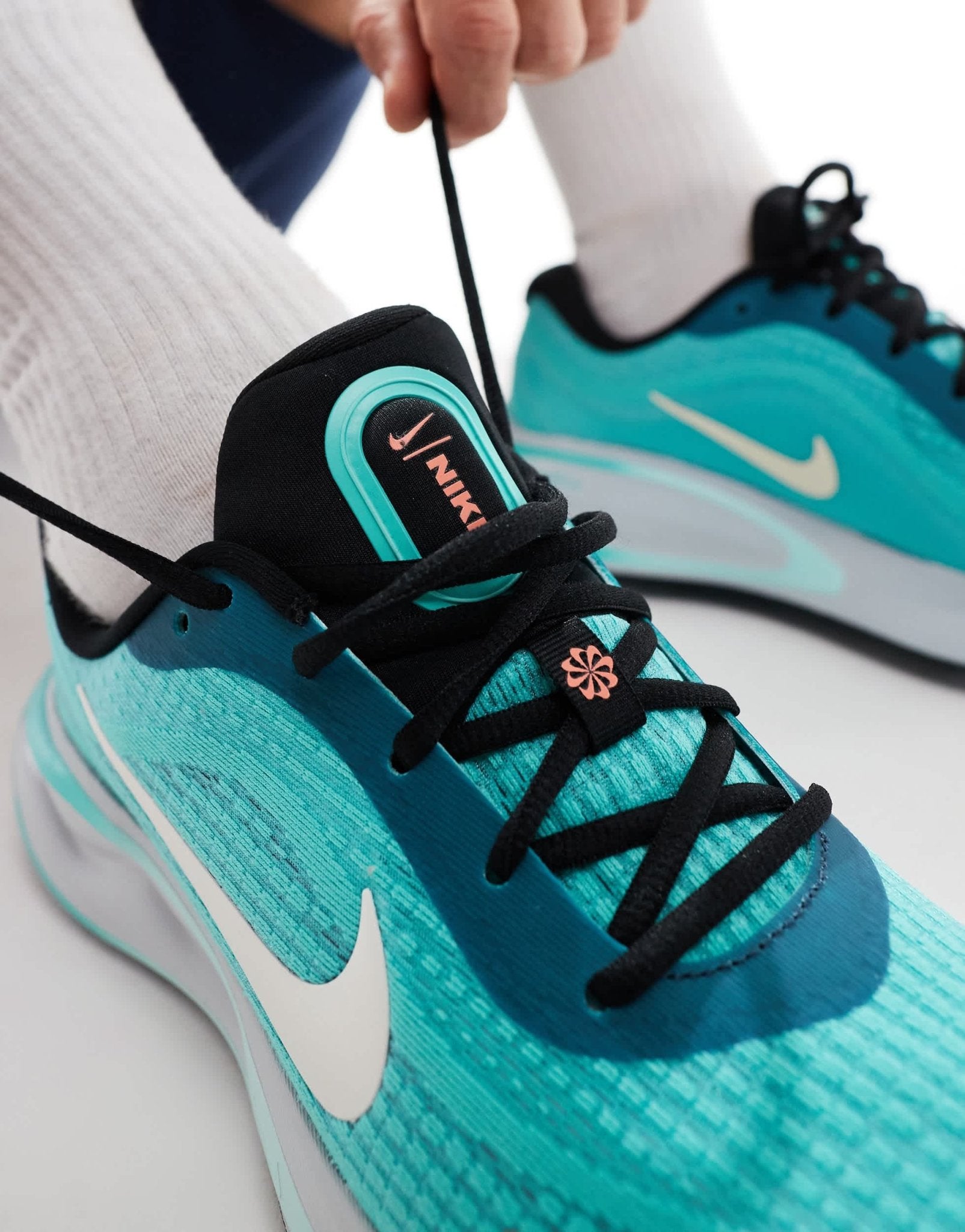 Nike Running Journey Run trainers in light blue - ASOS Sample Sale EU Store