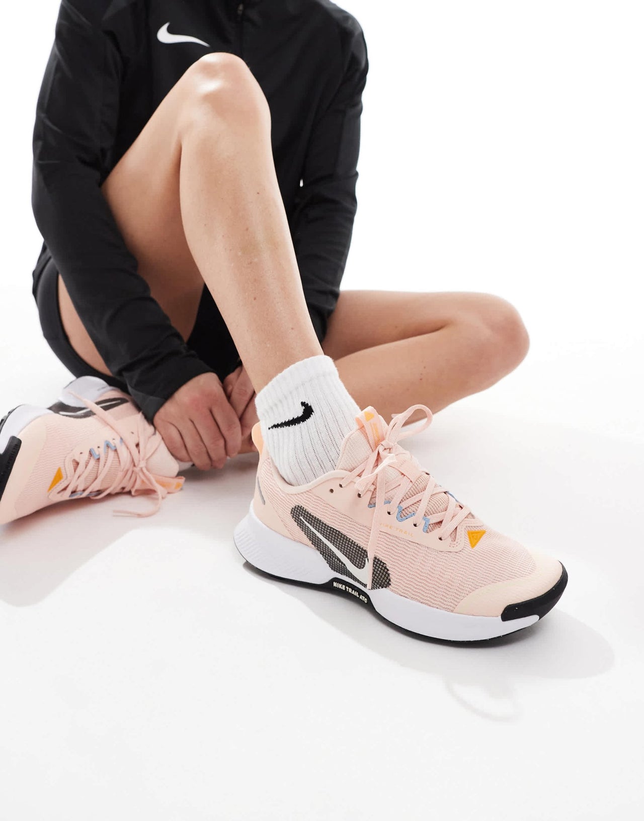 Nike Running Juniper Trail 3 trainers in pink and white - ASOS Sample Sale EU Store