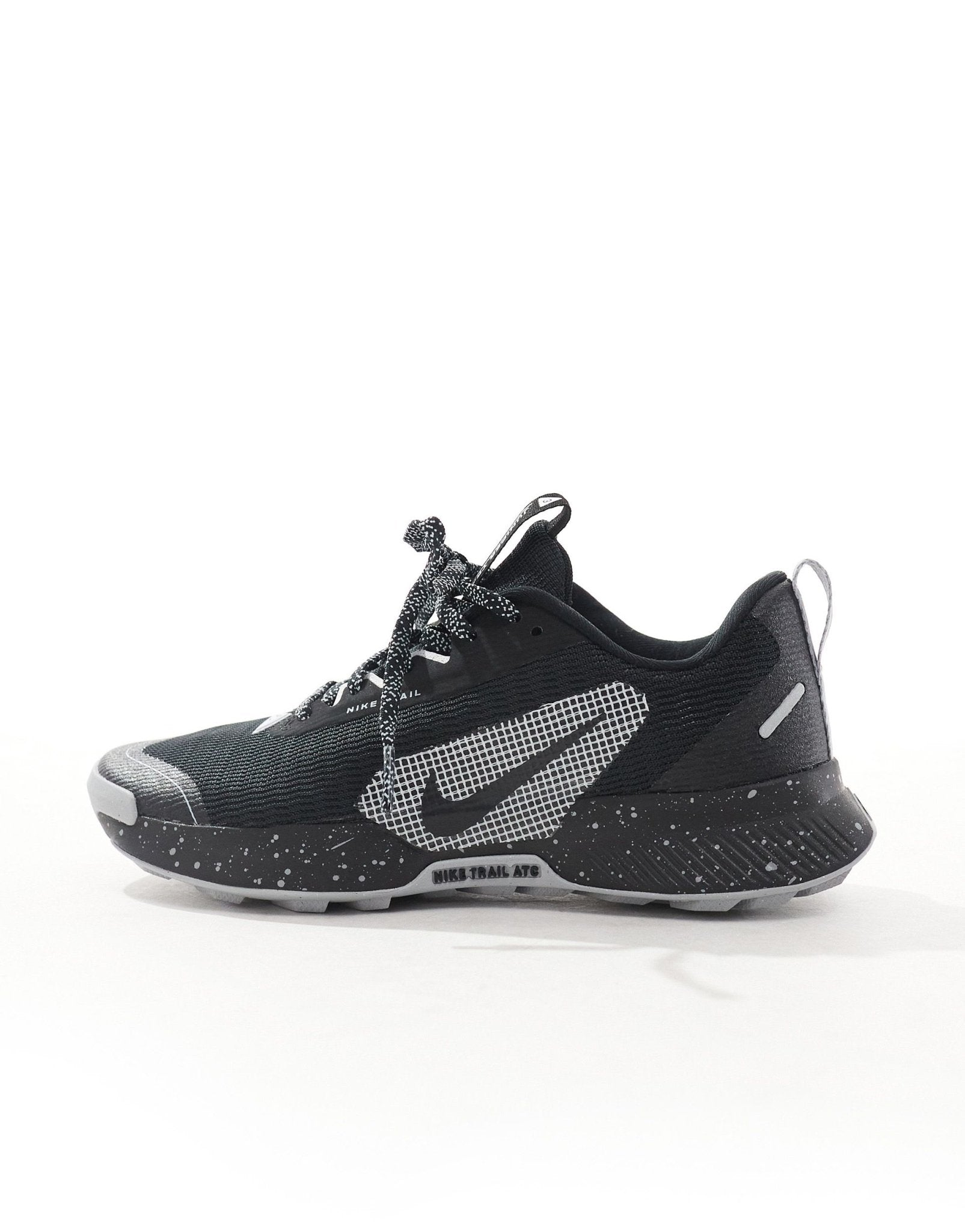 Nike Running Juniper Trail 3 trainers in triple black - ASOS Sample Sale EU Store
