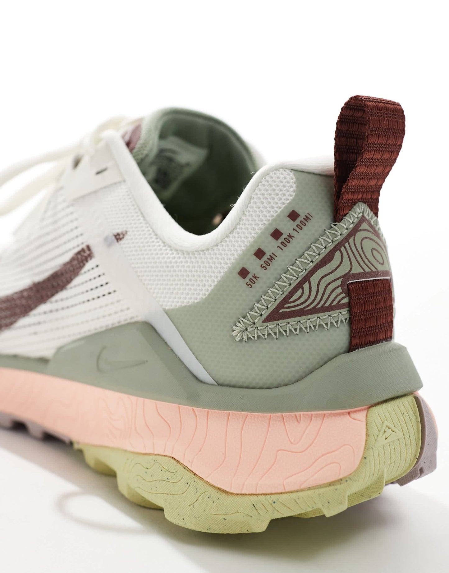 Nike Running React Wildhorse 8 trainers in white and green - ASOS Sample Sale EU Store