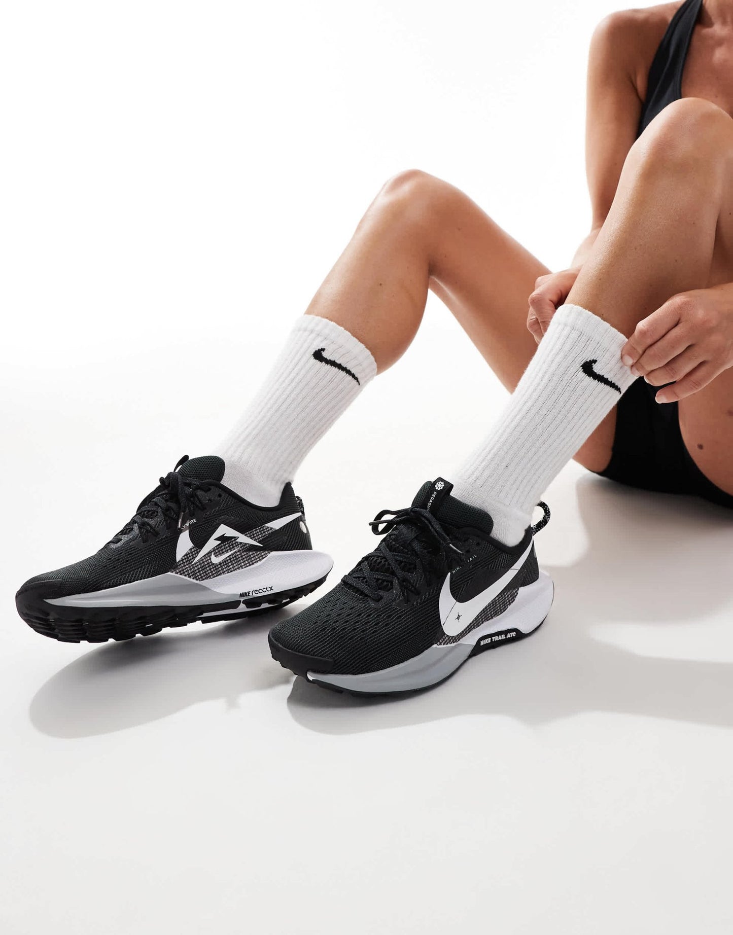 Nike Running ReactX Pegasus Trail 5 trainers in black and white - ASOS Sample Sale EU Store