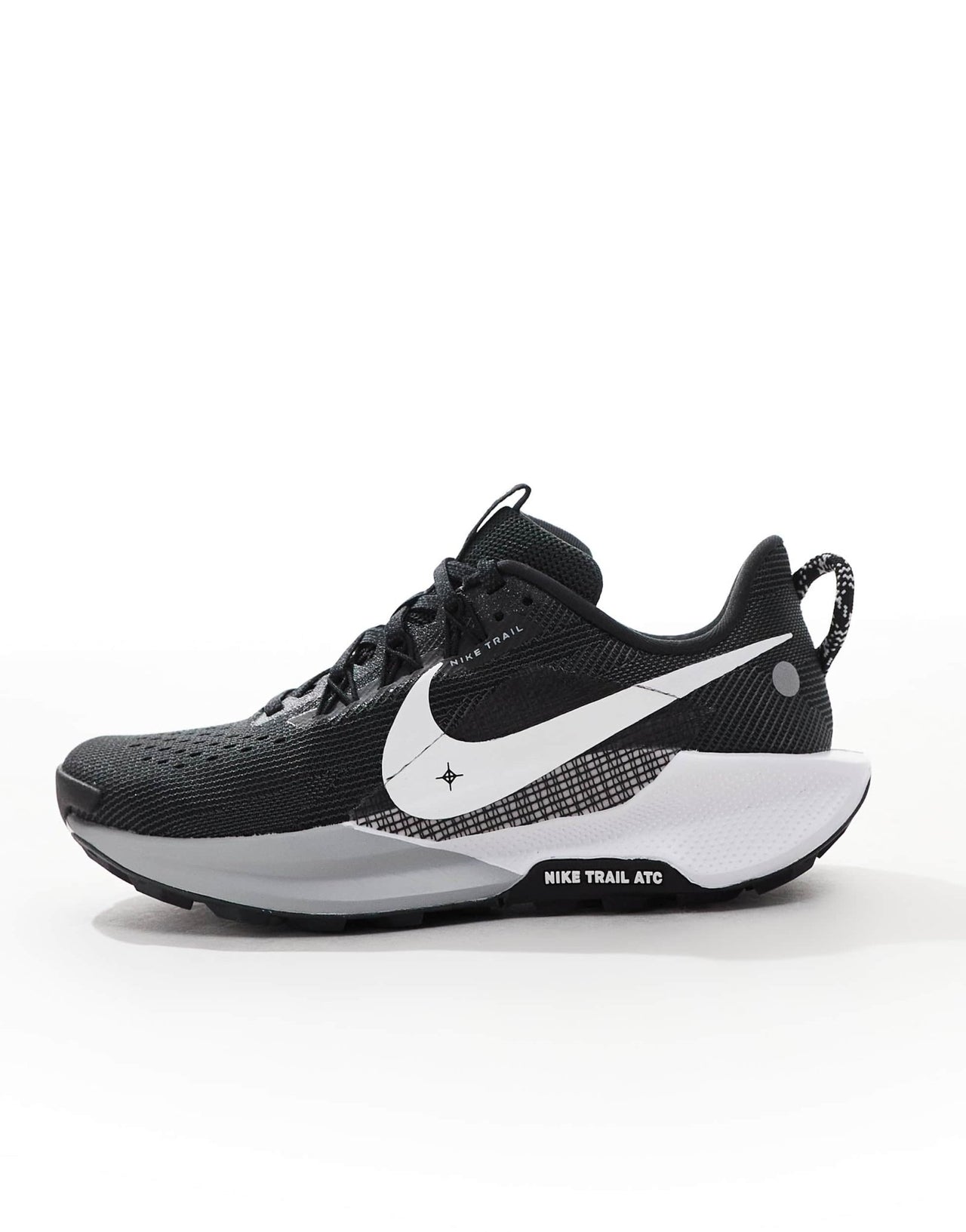 Nike Running ReactX Pegasus Trail 5 trainers in black and white - ASOS Sample Sale EU Store