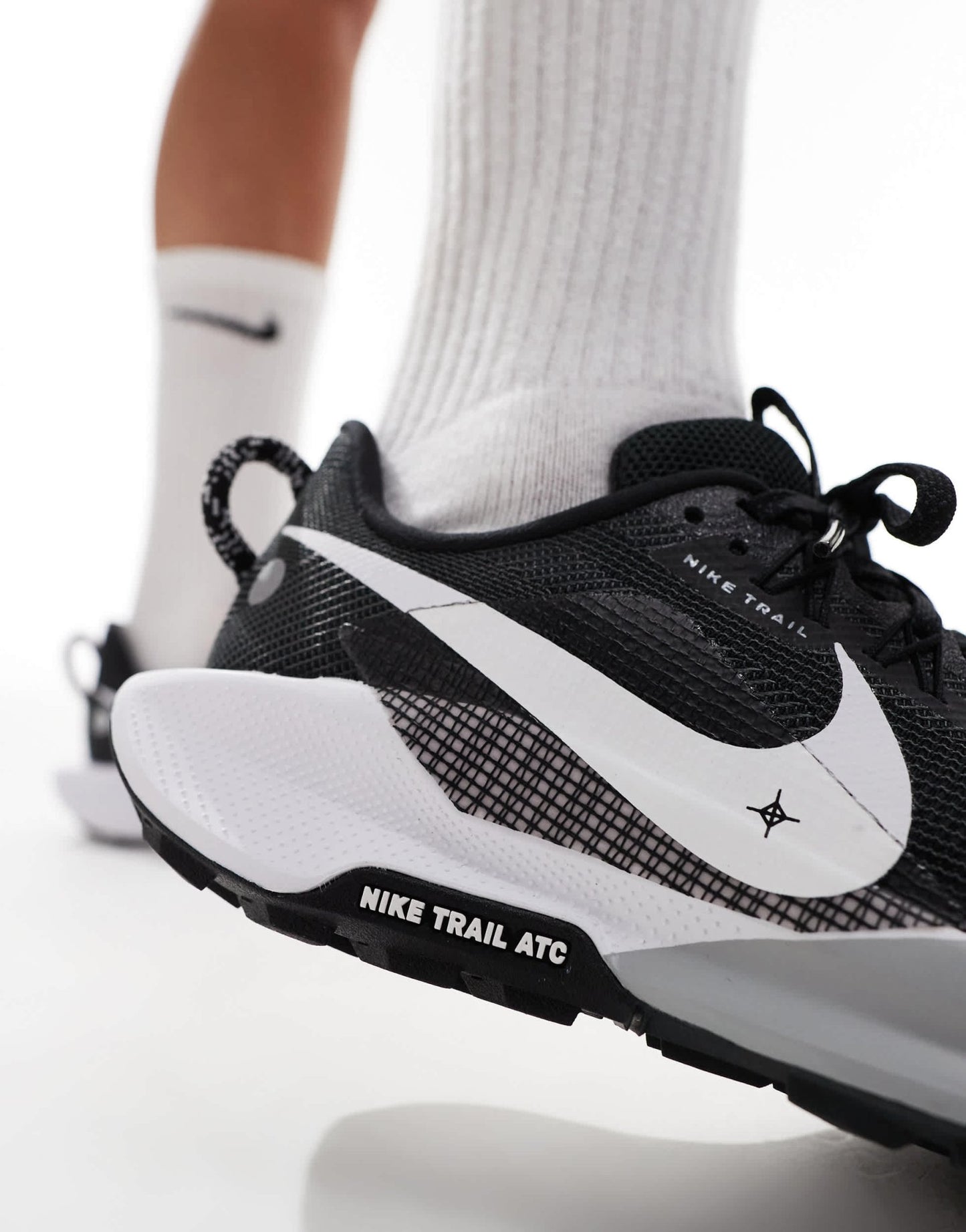 Nike Running ReactX Pegasus Trail 5 trainers in black and white - ASOS Sample Sale EU Store
