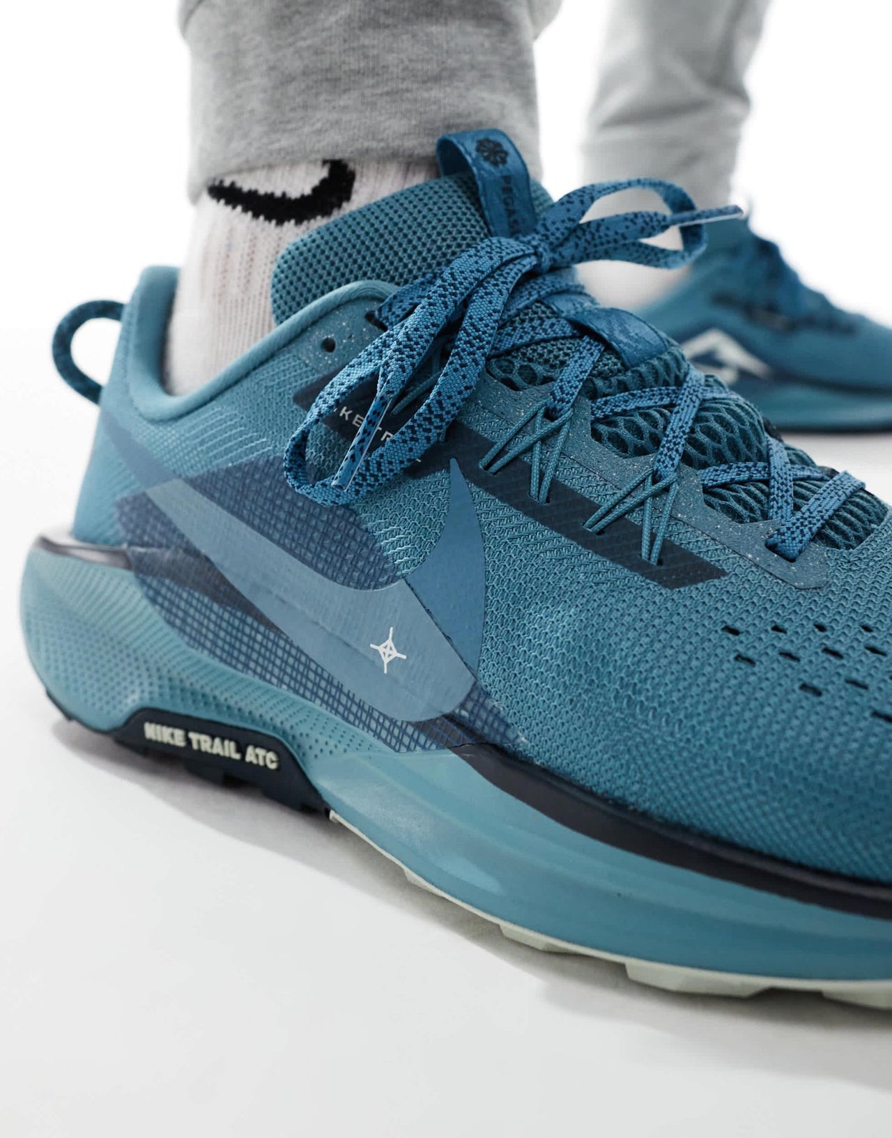 Nike Running ReactX Pegasus Trail 5 trainers in blue - ASOS Sample Sale EU Store