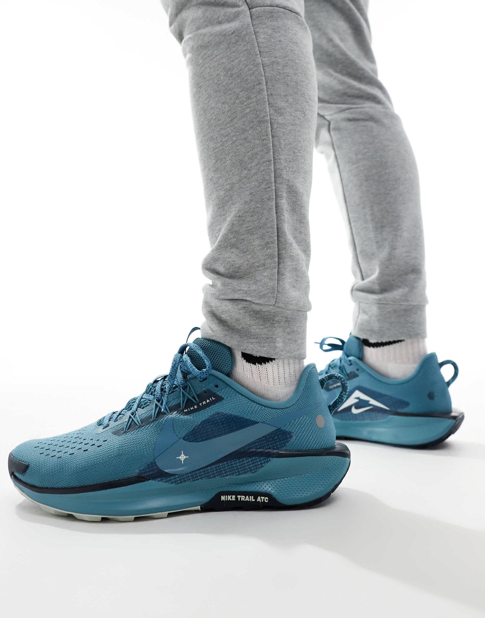 Nike Running ReactX Pegasus Trail 5 trainers in blue - ASOS Sample Sale EU Store