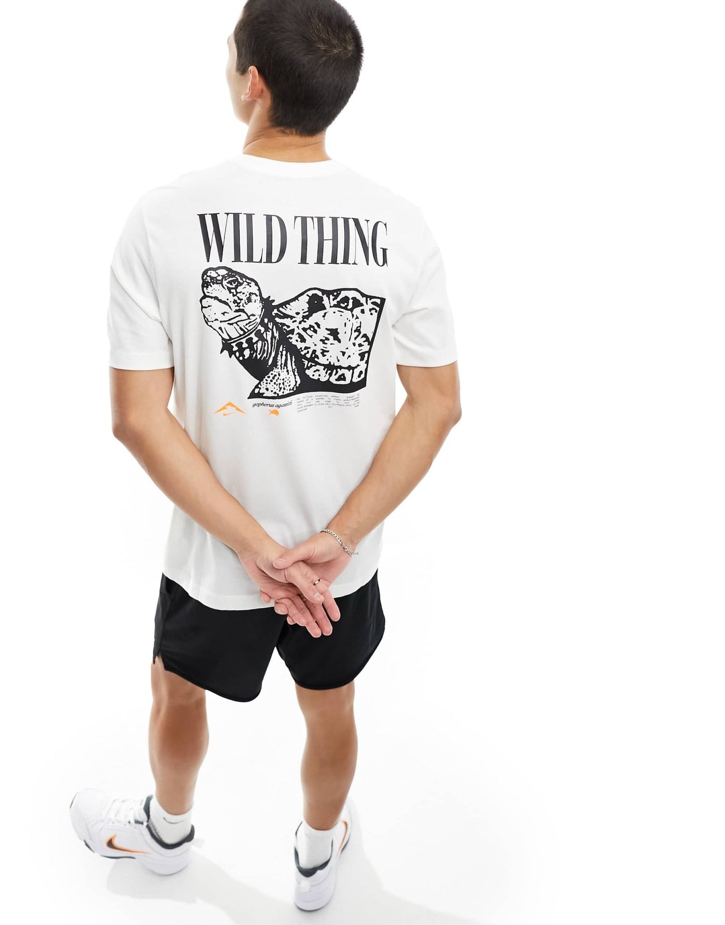 Nike Running Trail Dri - Fit graphic t-shirt in white - ASOS Sample Sale EU Store