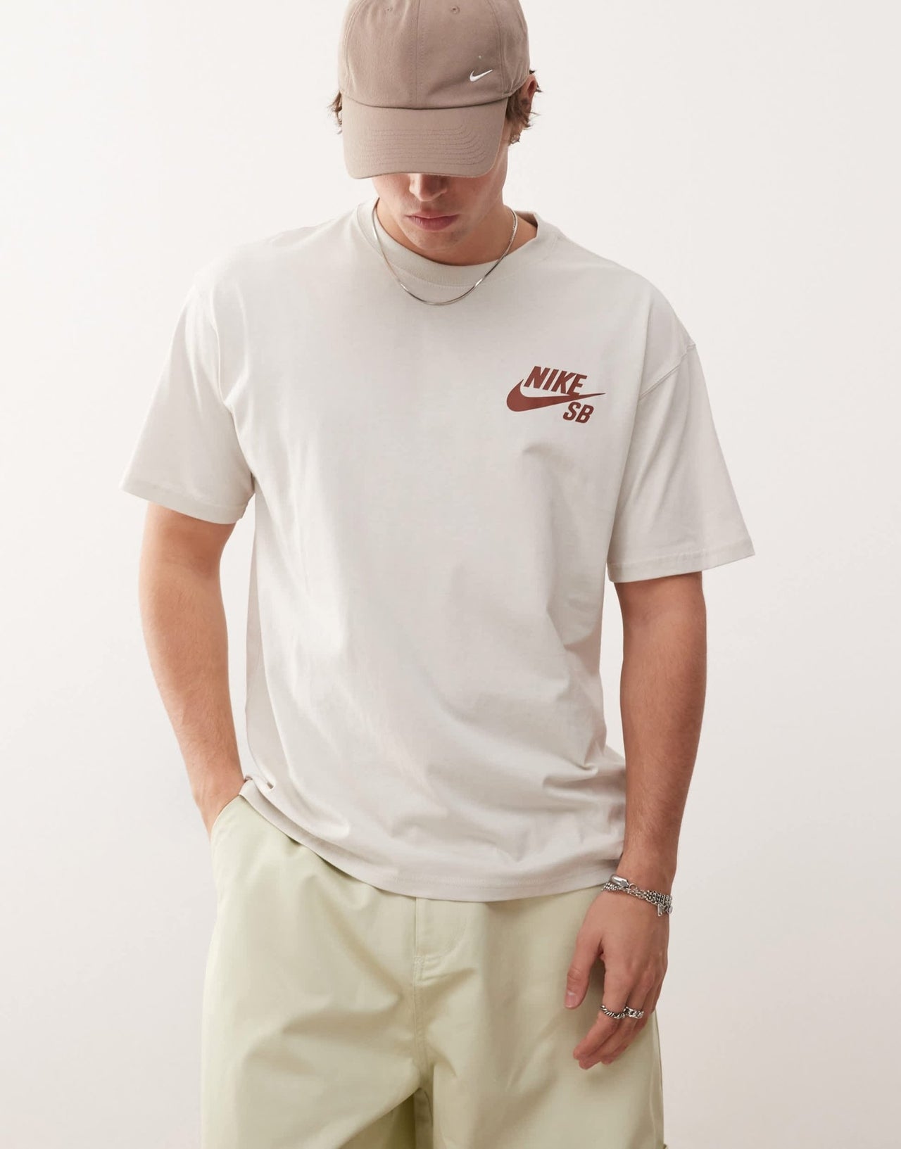 Nike SB chest logo t-shirt in light beige - ASOS Sample Sale EU Store