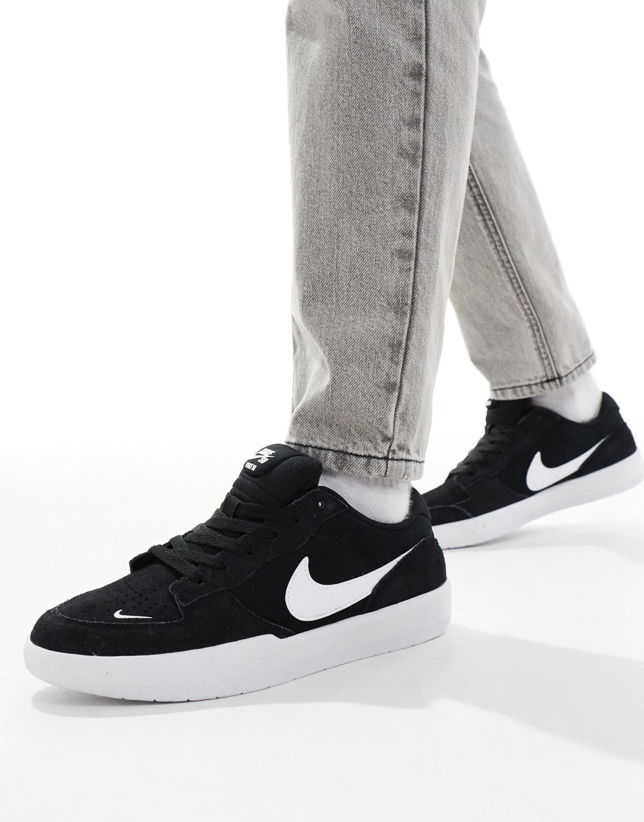 Nike SB Force 58 trainers in black and white - ASOS Sample Sale EU Store