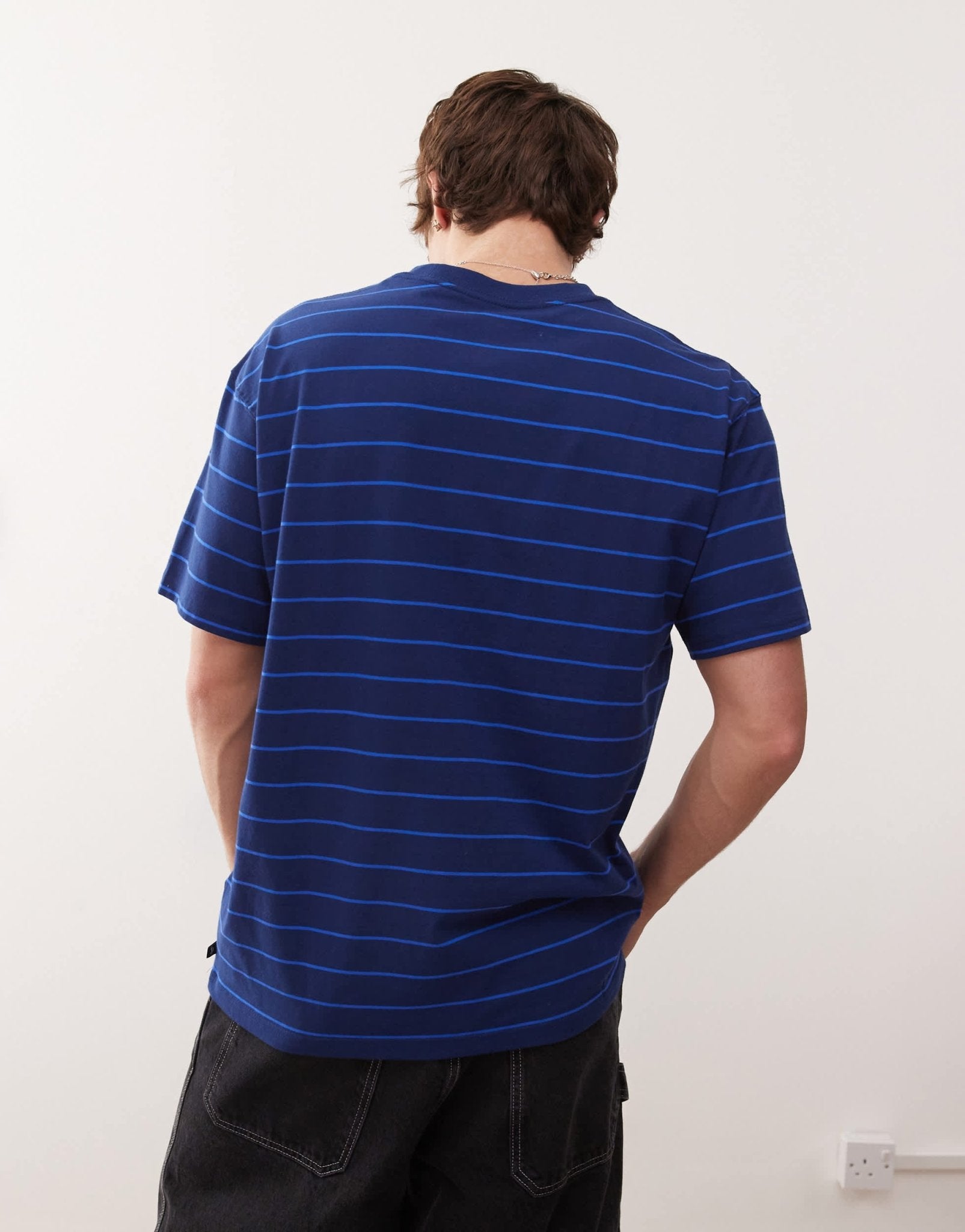 Nike SB stripe t-shirt in navy - ASOS Sample Sale EU Store