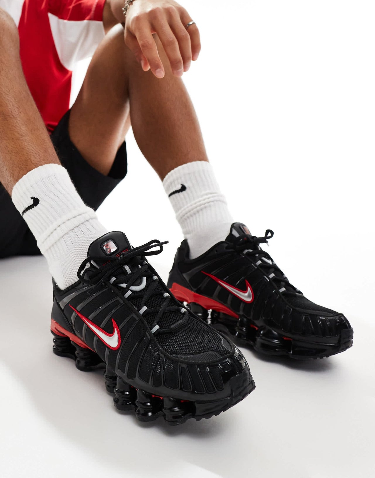 Nike Shox TL unisex trainers in black and red - ASOS Sample Sale EU Store