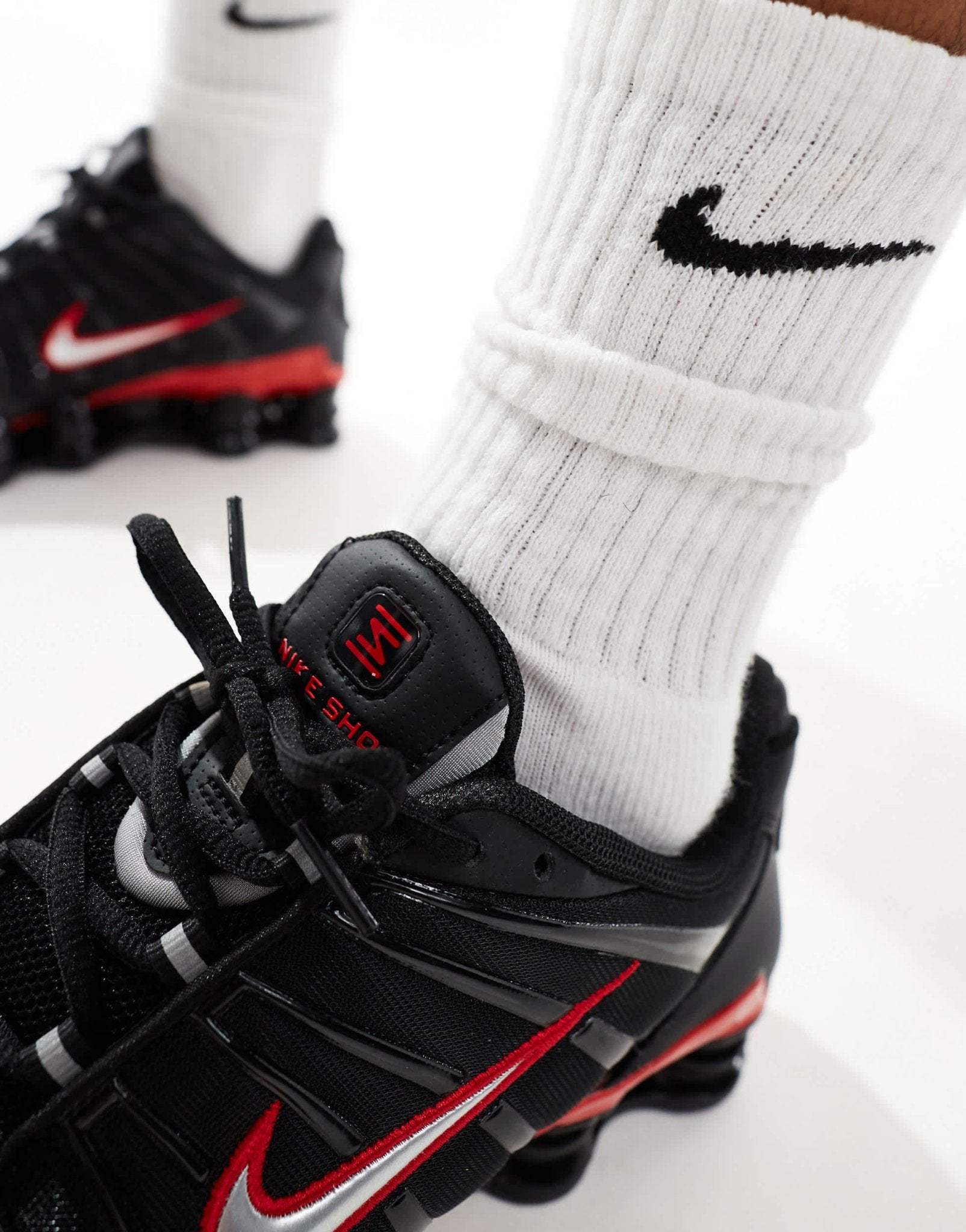 Nike Shox TL unisex trainers in black and red - ASOS Sample Sale EU Store