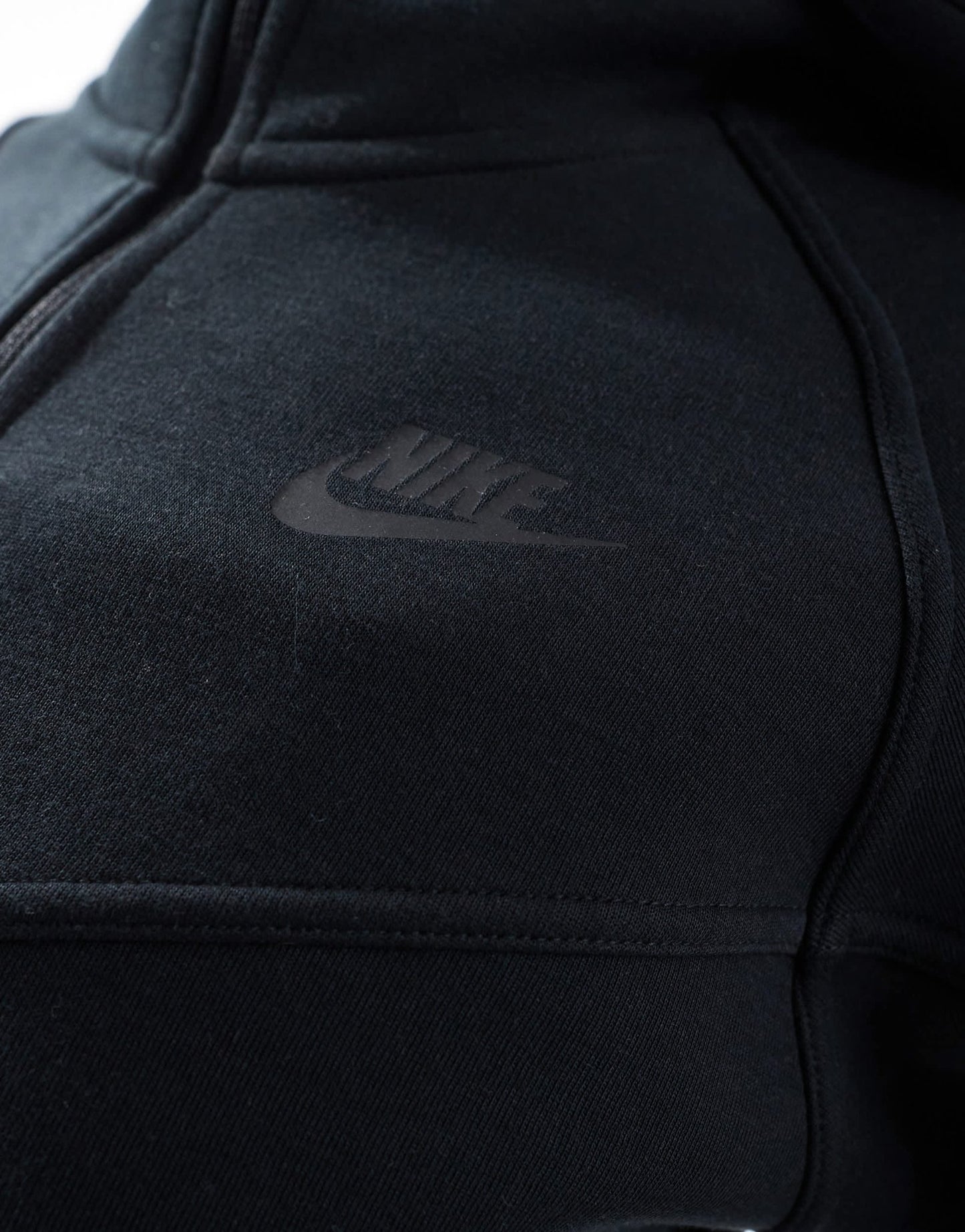 Nike Tech Fleece full zip hoodie in black - ASOS Sample Sale EU Store