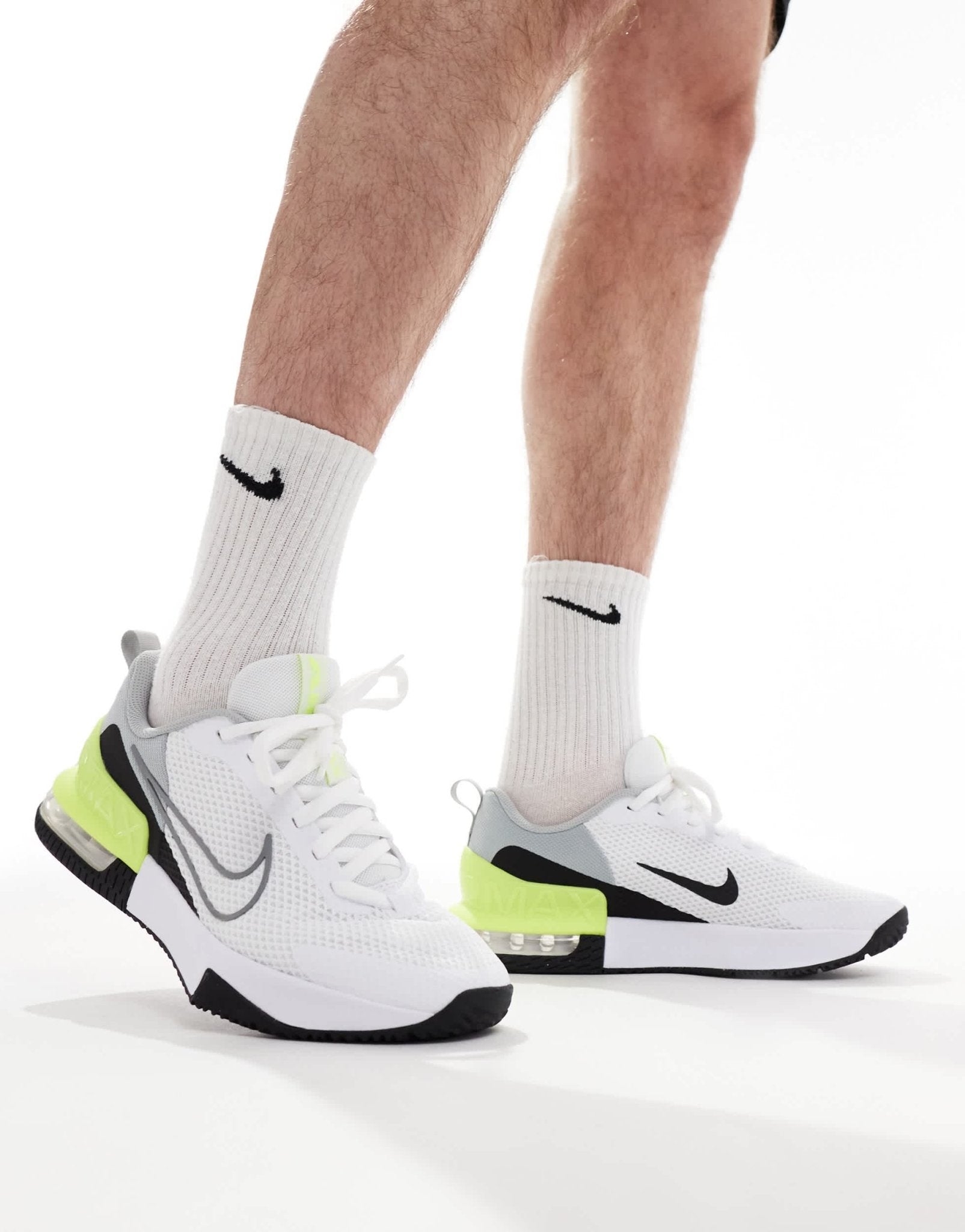 Nike Training Air Max Alpha 6 trainers in white and green - ASOS Sample Sale EU Store