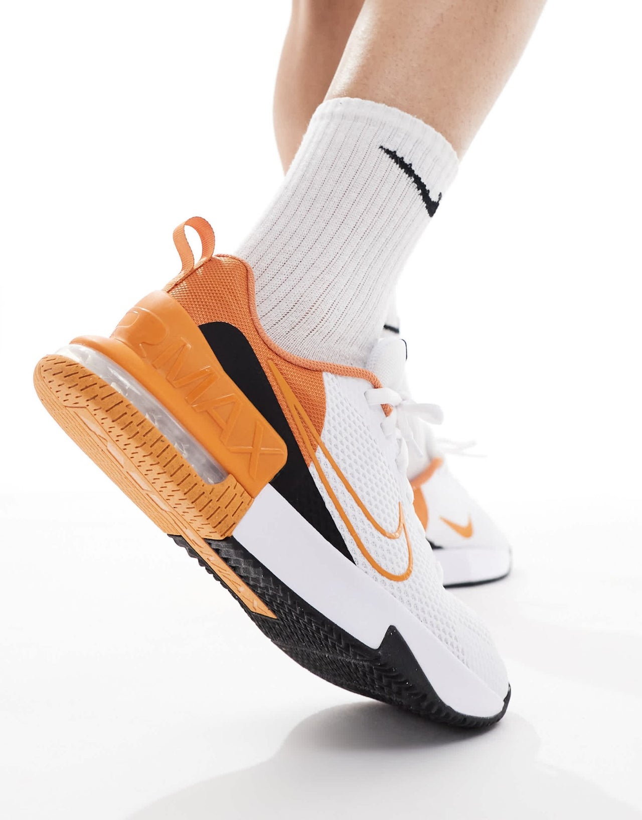 Nike Training Air Max Alpha 6 trainers in white and orange - ASOS Sample Sale EU Store