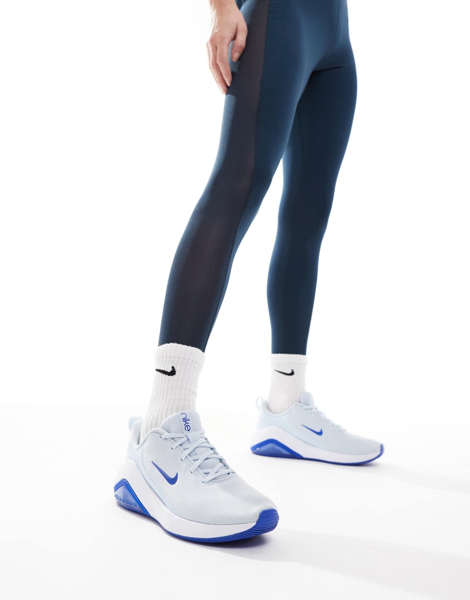 Nike Training Air Zoom Bella 7 trainers in blue and white - ASOS Sample Sale EU Store