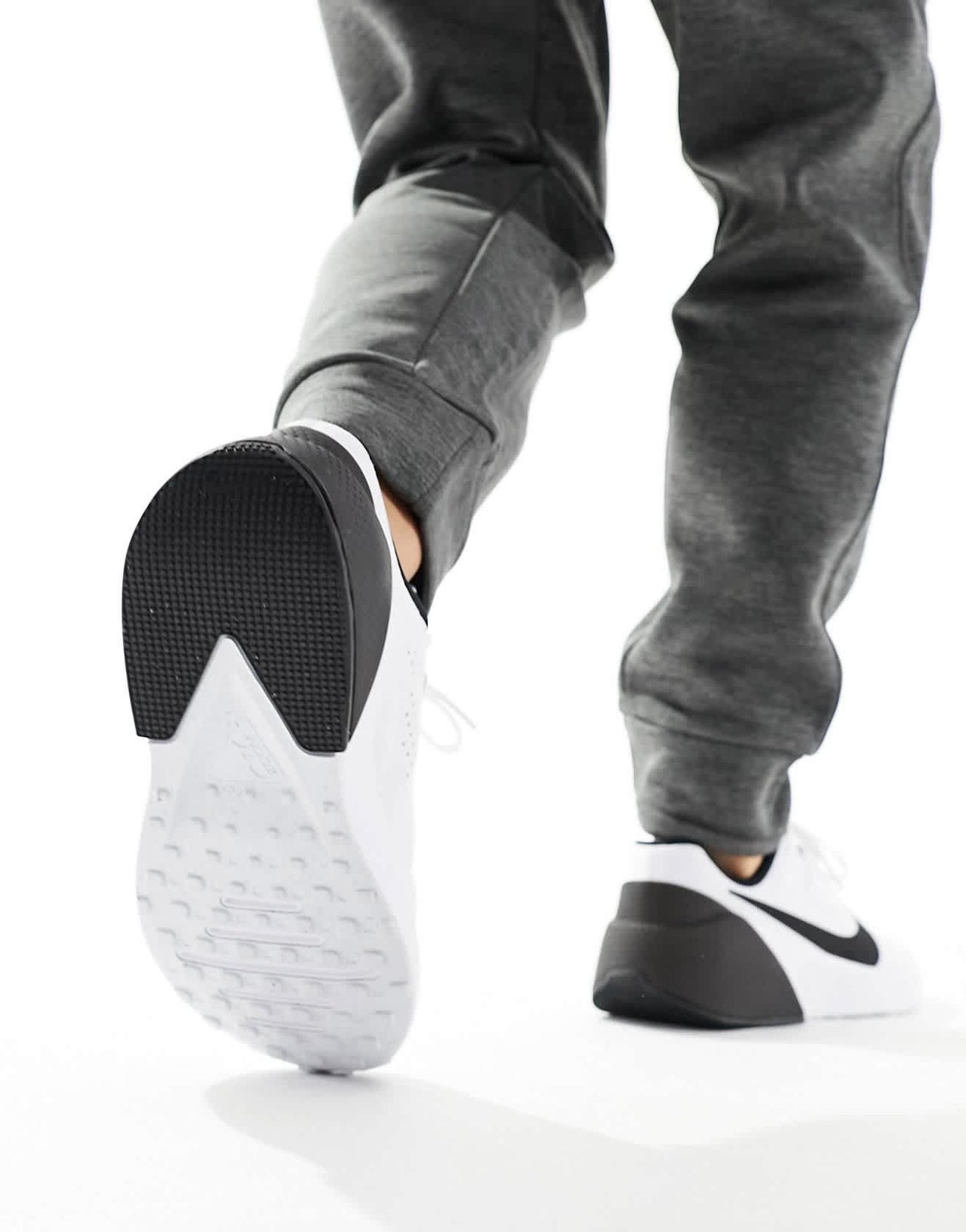Nike Training Air Zoom TR 1 trainers in white and black - ASOS Sample Sale EU Store