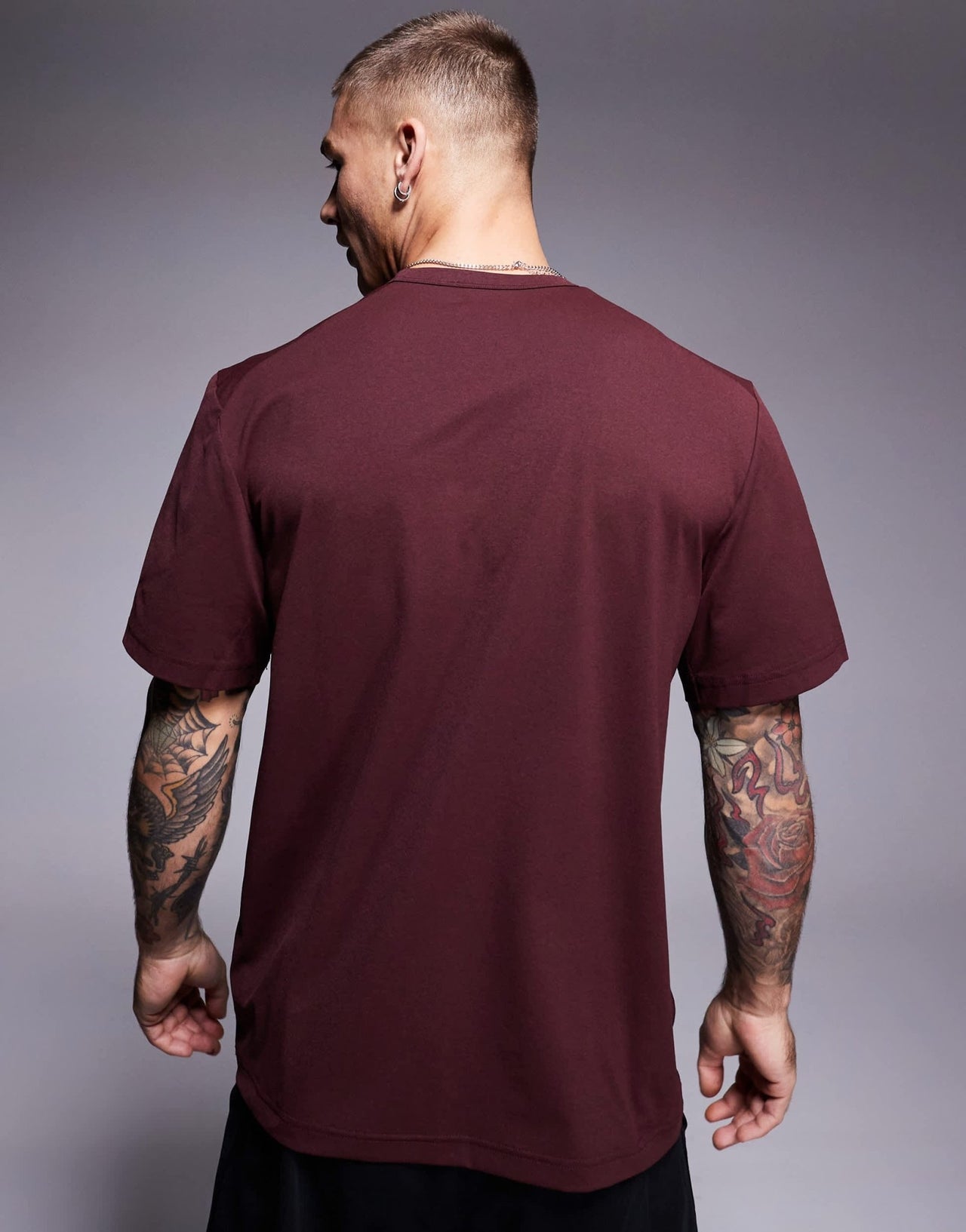 Nike Training Dri - FIT Swoosh graphic t-shirt in burgundy - ASOS Sample Sale EU Store