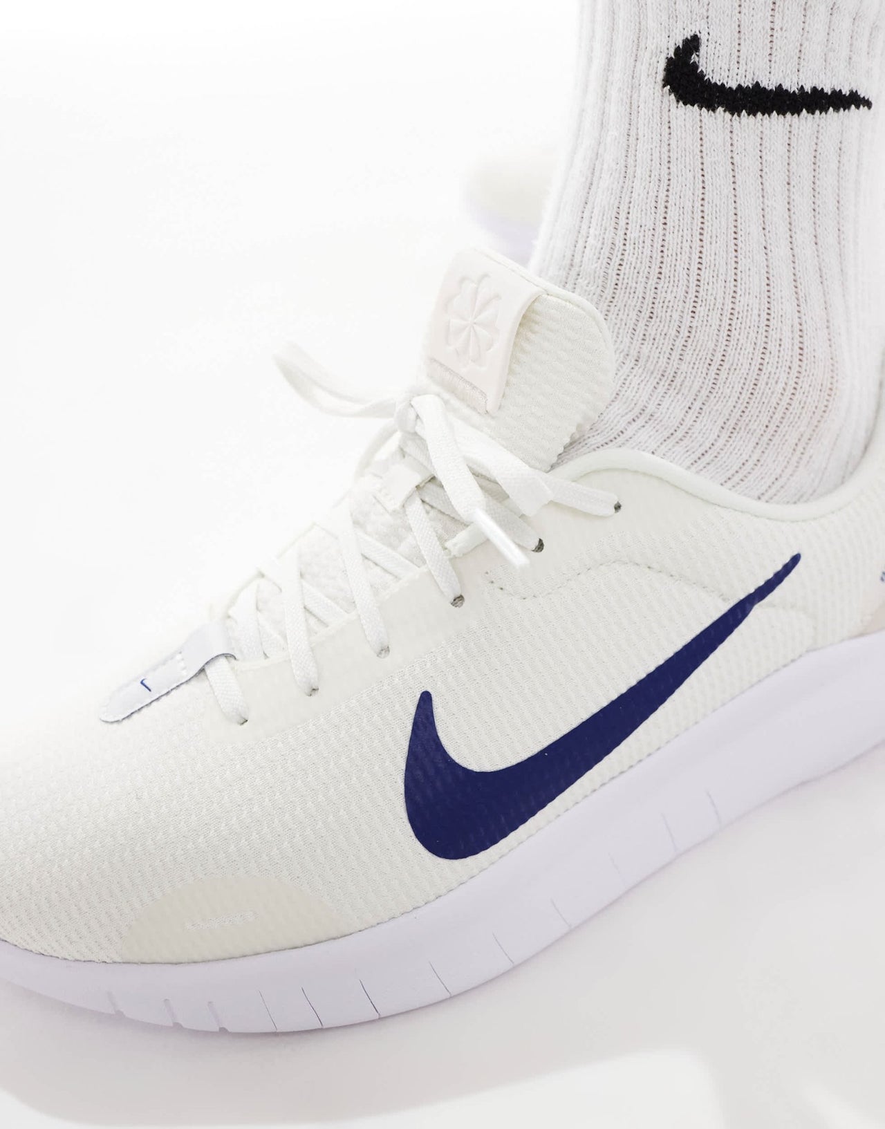 Nike Training Flex Experience RN 12 trainers in off white - ASOS Sample Sale EU Store