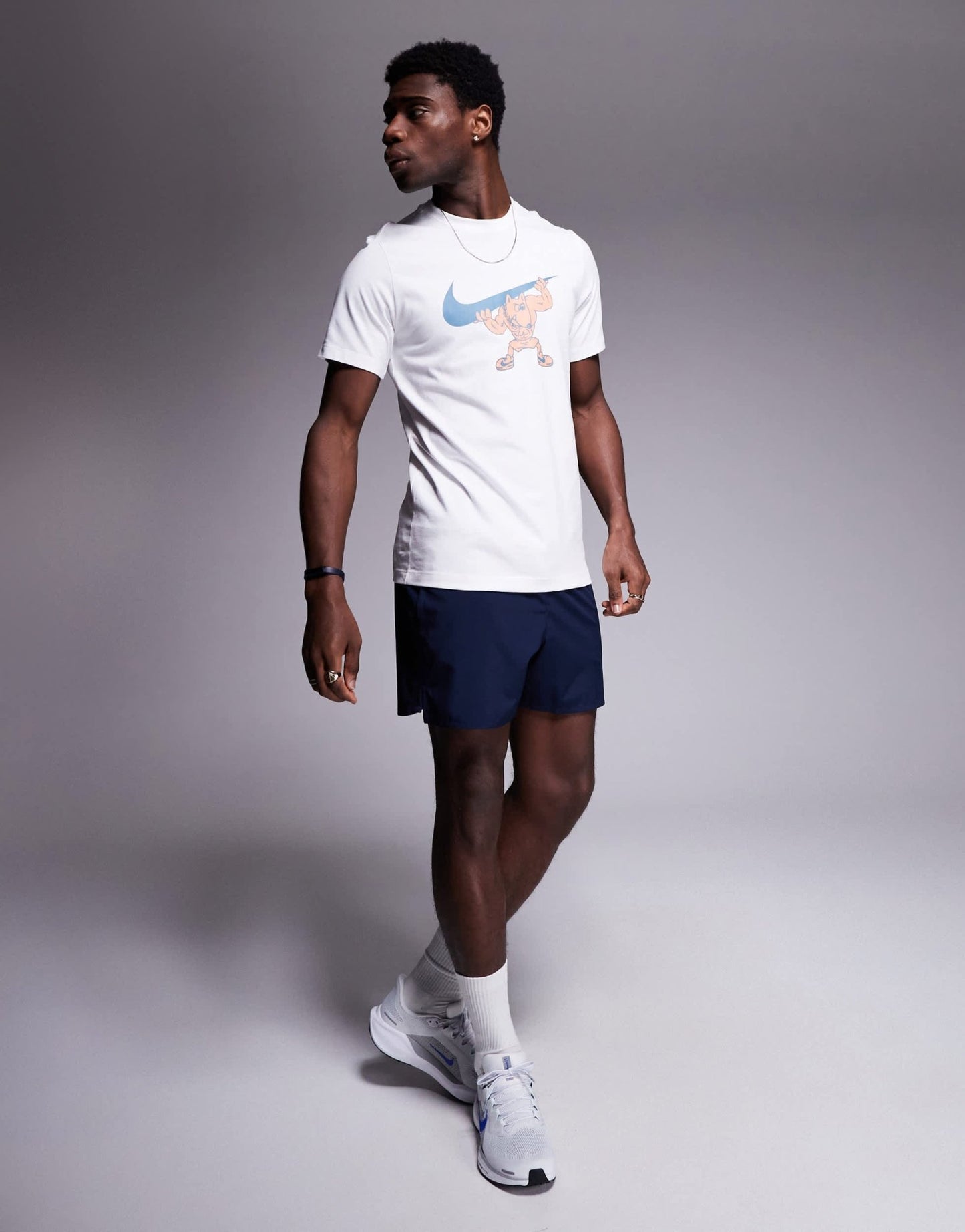 Nike Training Gym Dog graphic t-shirt in white - ASOS Sample Sale EU Store