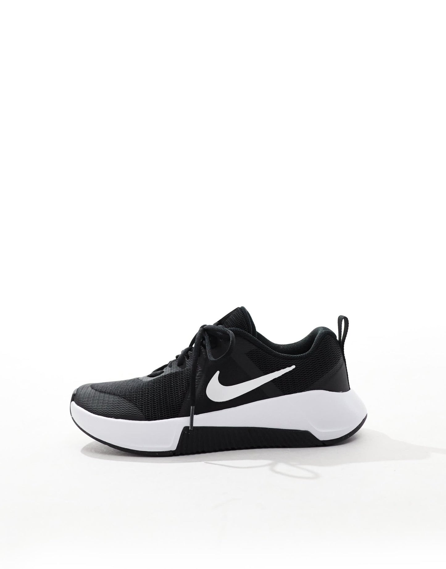 Nike Training MC 3 trainers in black and white - ASOS Sample Sale EU Store