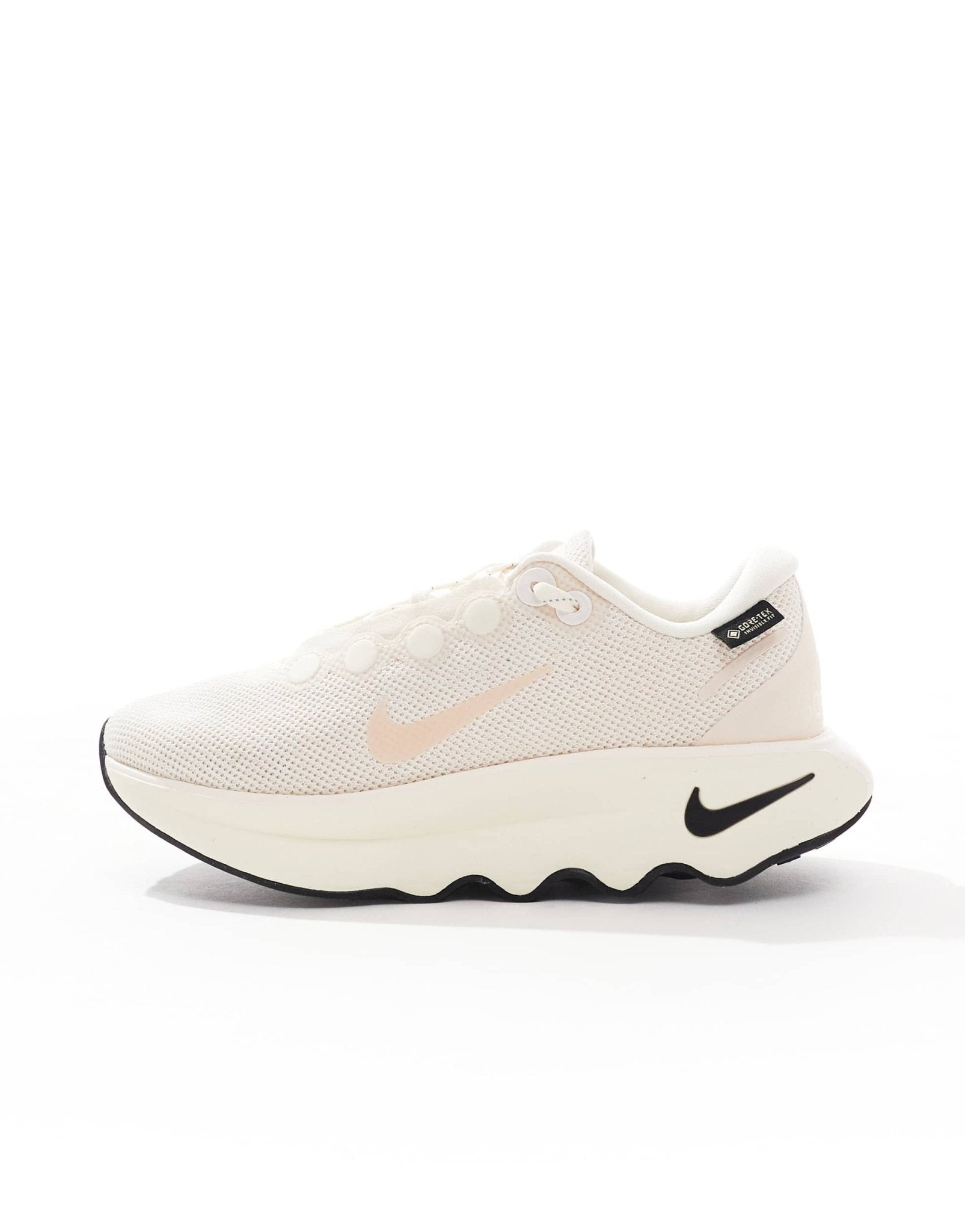Nike Training Motiva GORE - TEX trainers in off white - ASOS Sample Sale EU Store