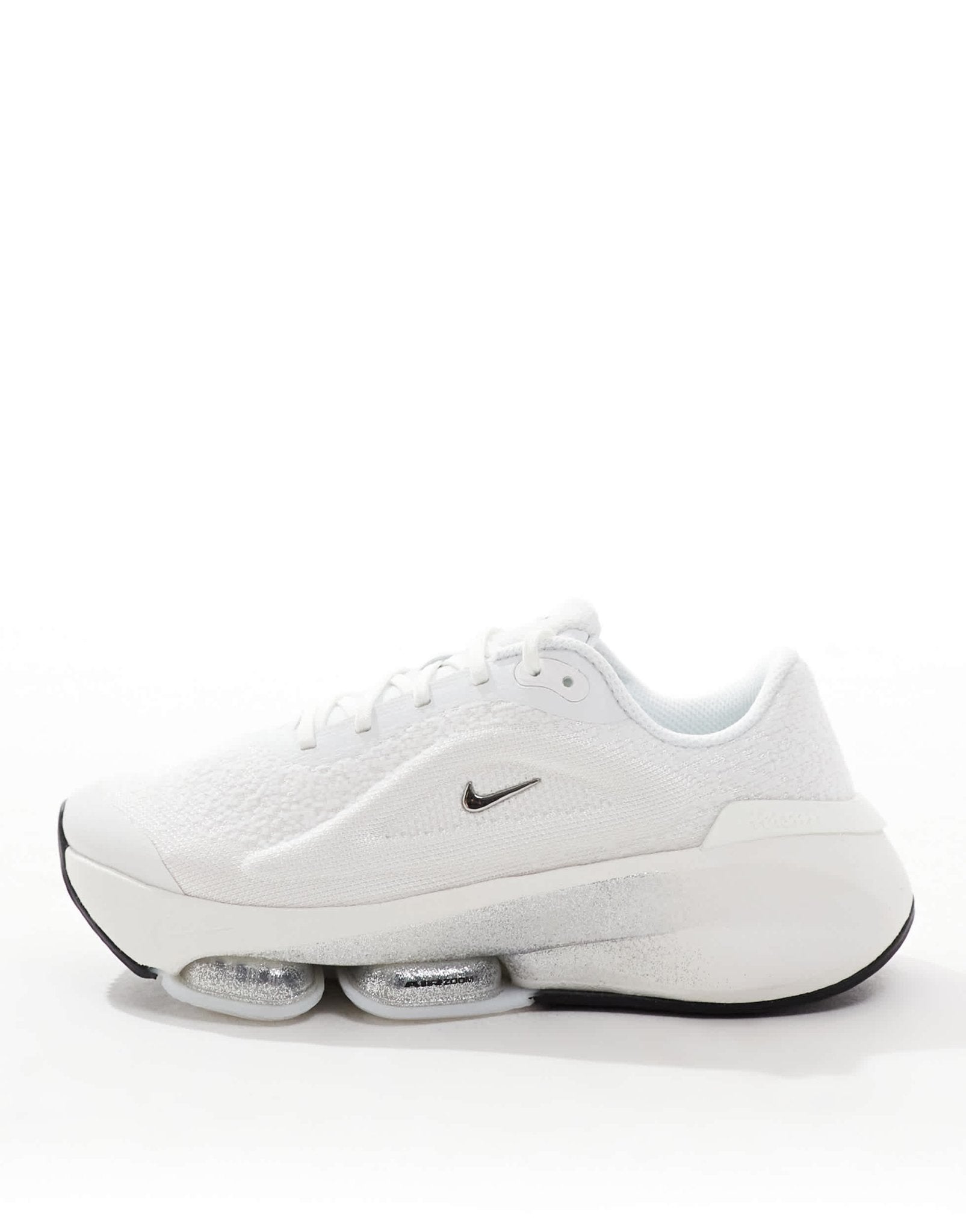 Nike Training Versair trainers in white and glitter - ASOS Sample Sale EU Store