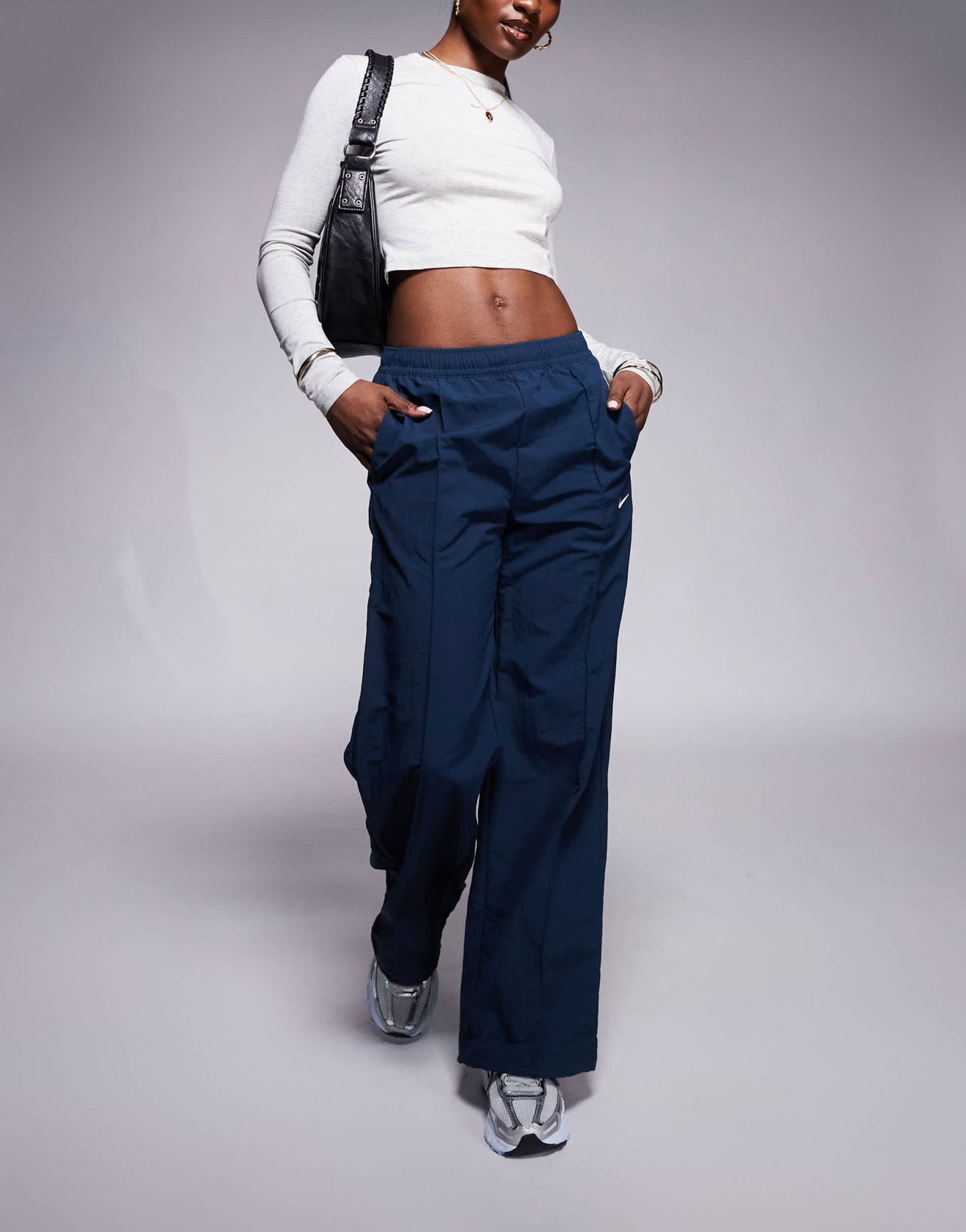 Nike Trend woven mid rise wide leg trousers in navy - ASOS Sample Sale EU Store