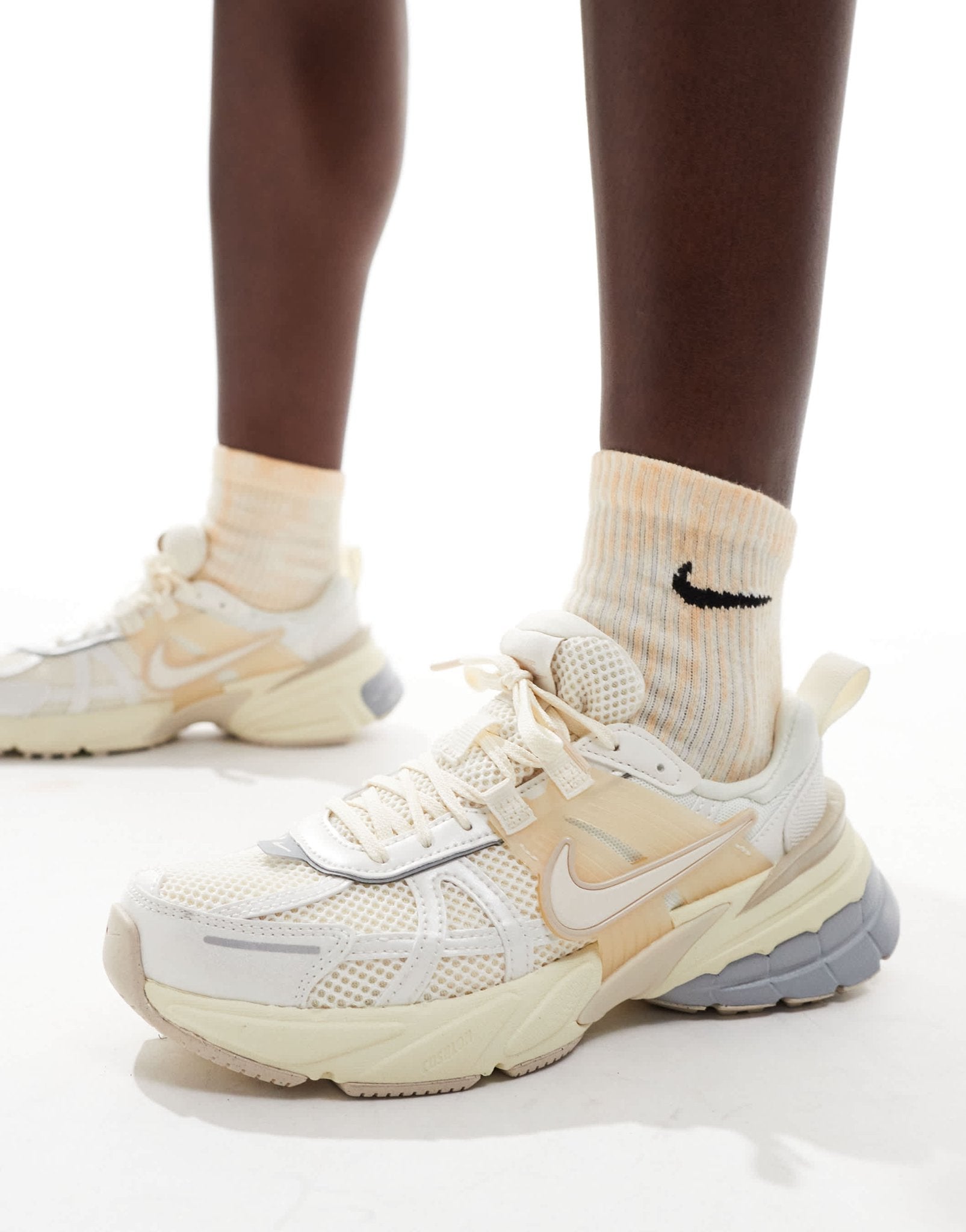 Nike V2K Run trainers in off white and beige - ASOS Sample Sale EU Store