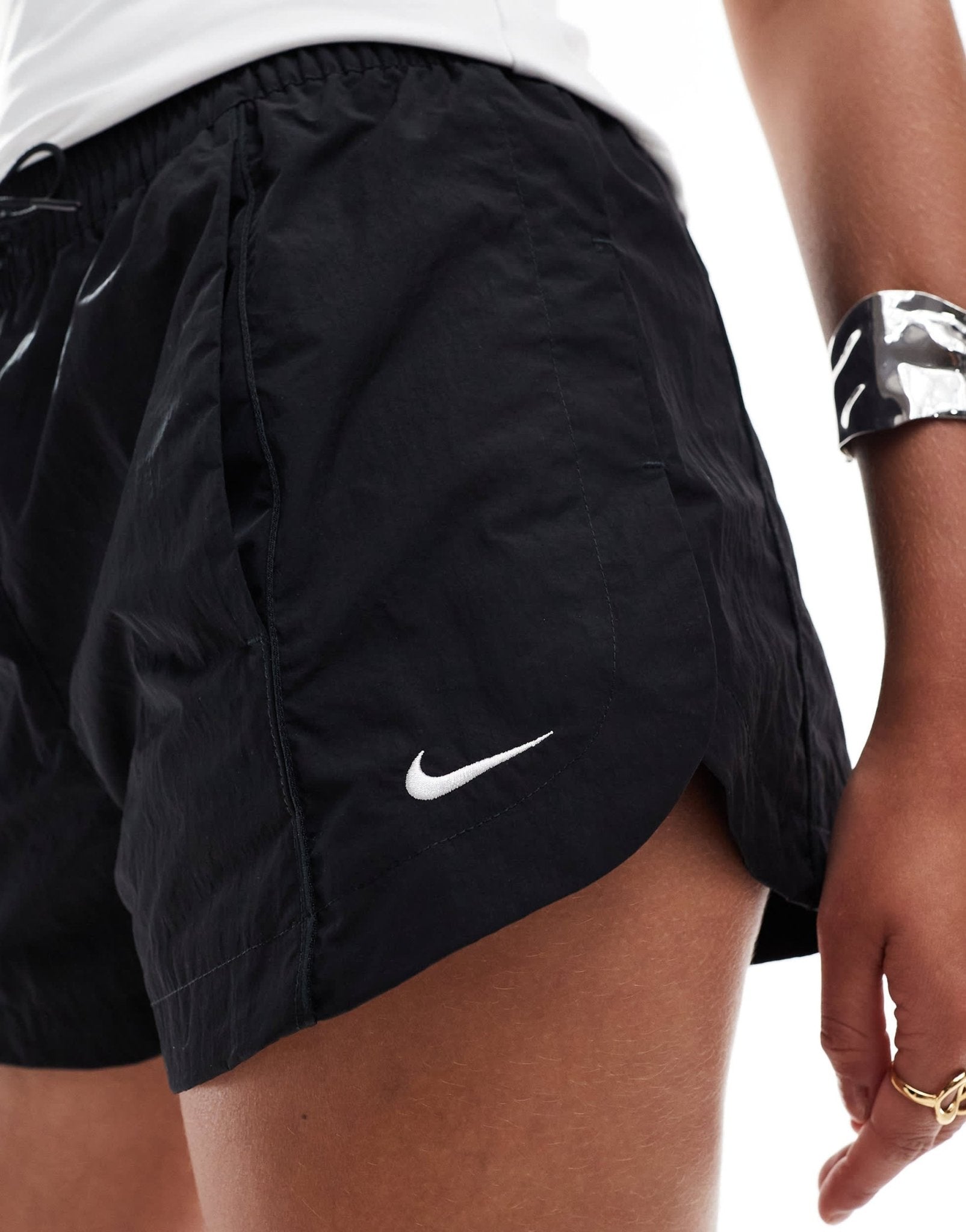 Nike Wind Runner 2inch woven shorts in black - ASOS Sample Sale EU Store