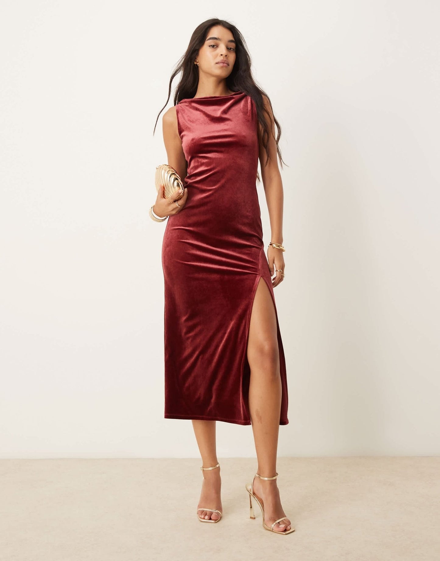 Nobody's Child Camile velvet midi dress in red - ASOS Sample Sale EU Store