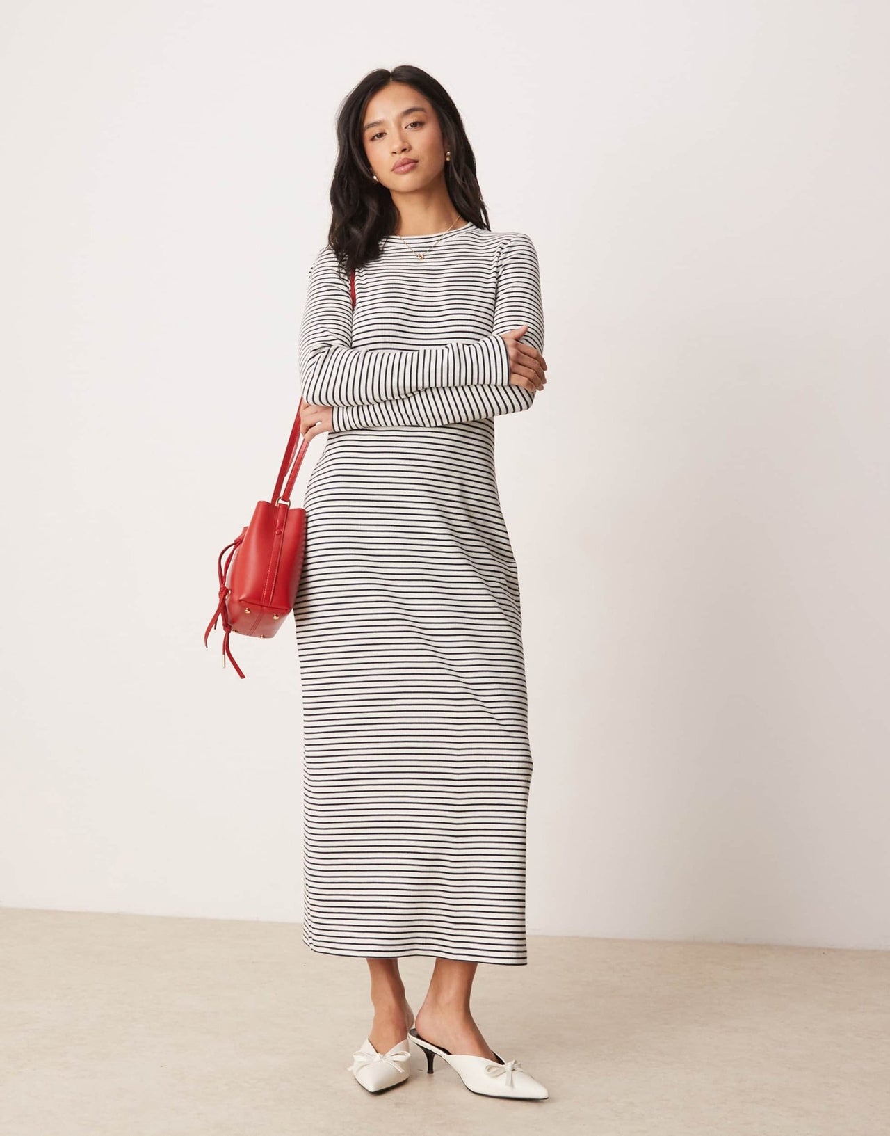 Nobody's Child Petite ribbed column maxi dress in mono stripe - ASOS Sample Sale EU Store