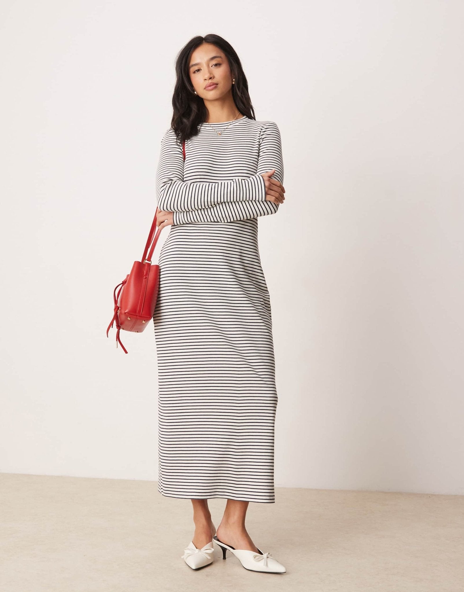 Nobody's Child Petite ribbed column maxi dress in mono stripe - ASOS Sample Sale EU Store