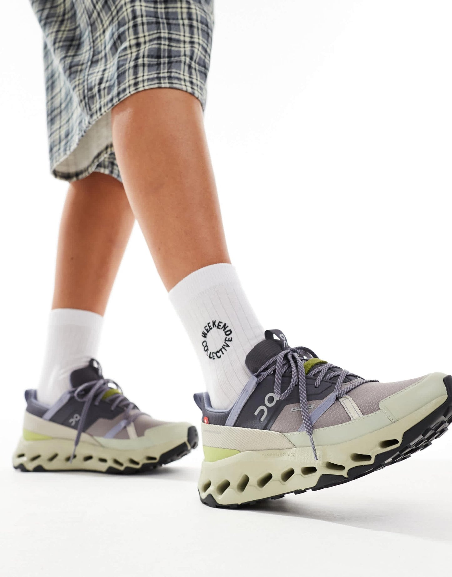 ON Cloudhorizon waterproof all day trainers in grey and green - ASOS Sample Sale EU Store