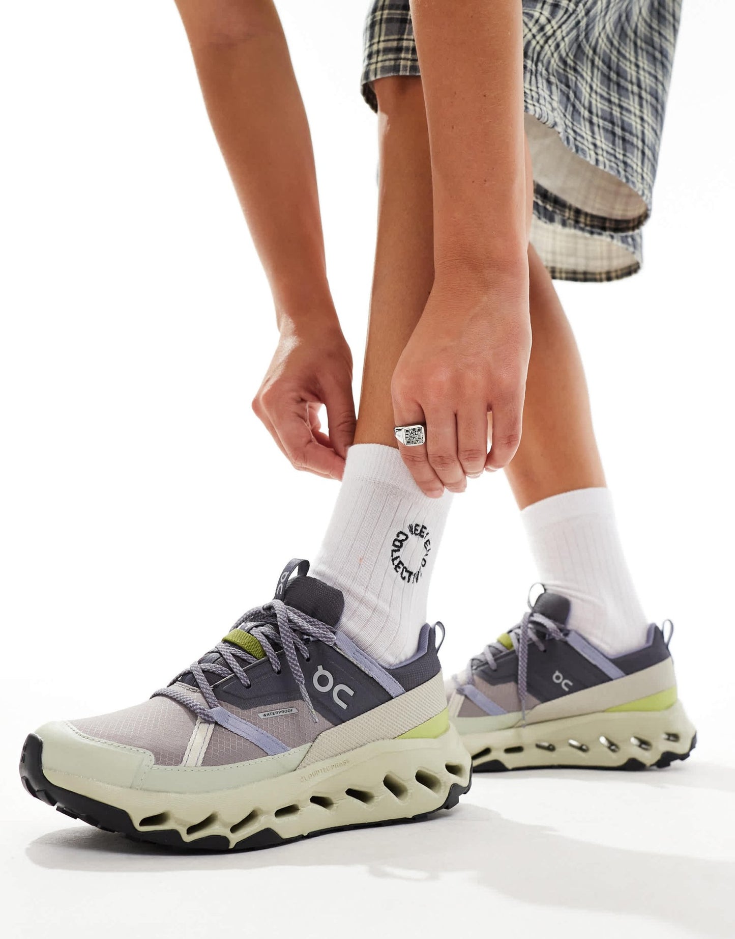 ON Cloudhorizon waterproof all day trainers in grey and green - ASOS Sample Sale EU Store