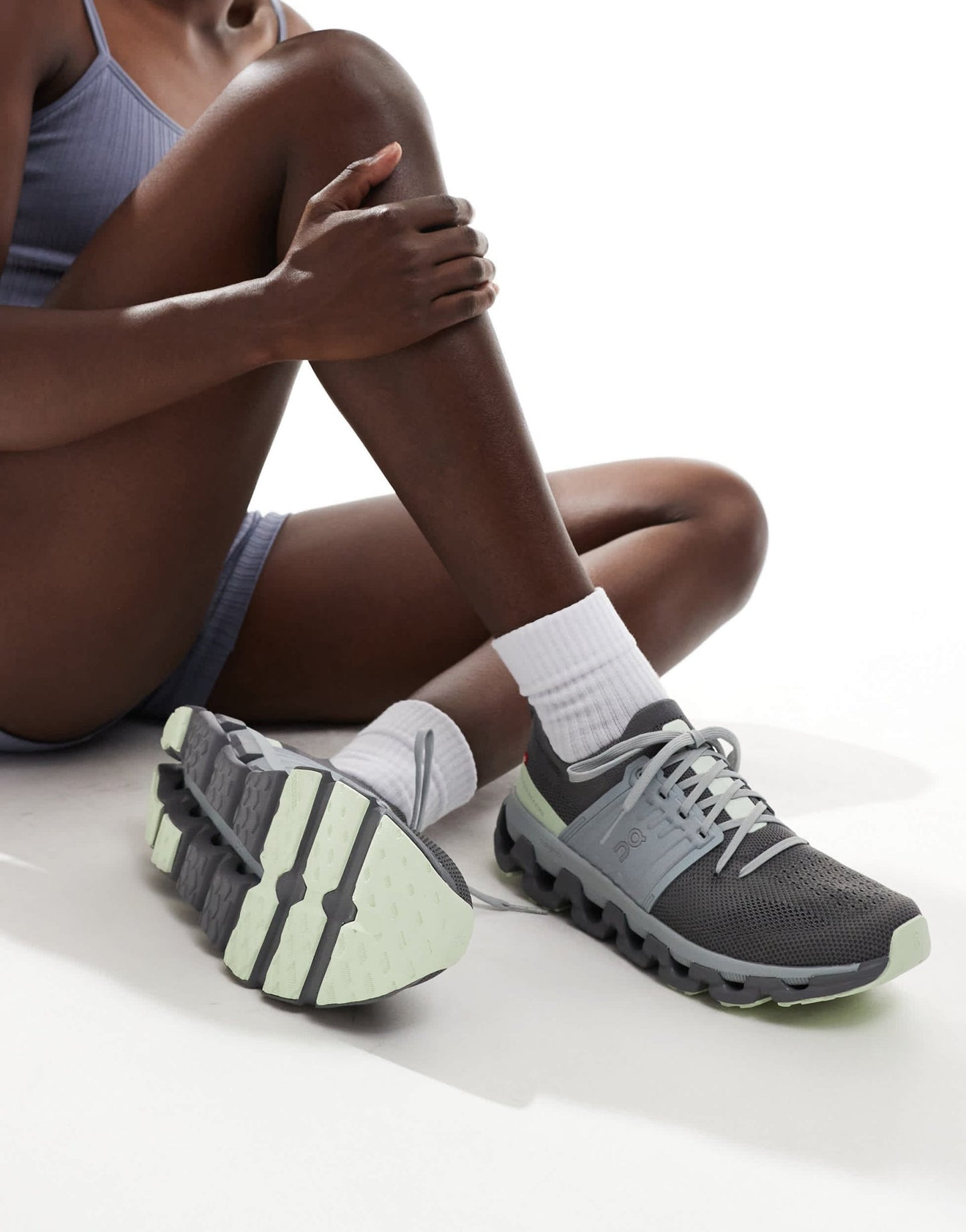 ON Cloudswift 3 running trainers in khaki and grey - ASOS Sample Sale EU Store