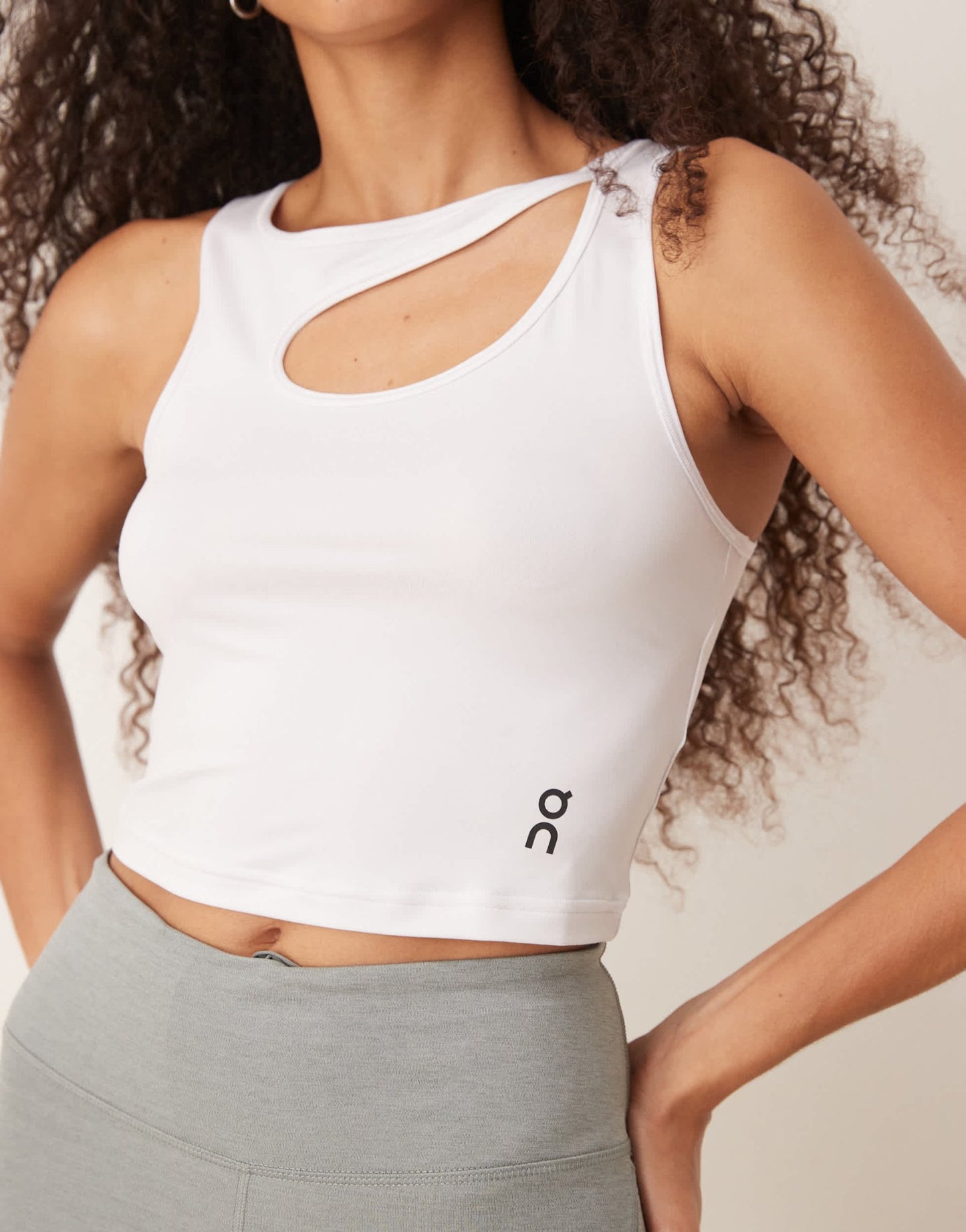 ON Studio cut - out gym top in white - ASOS Sample Sale EU Store