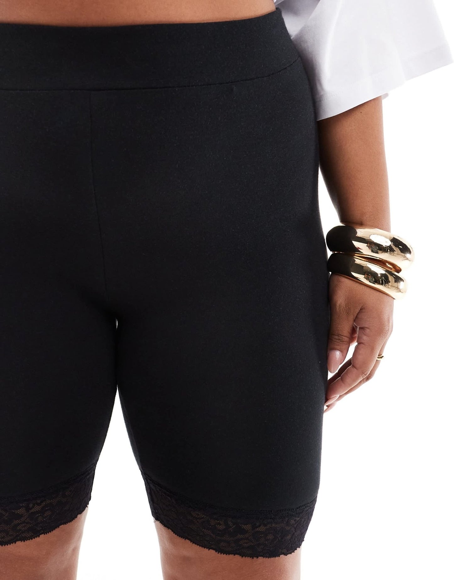 ONLY Curve lace trim legging short in black - ASOS Sample Sale EU Store