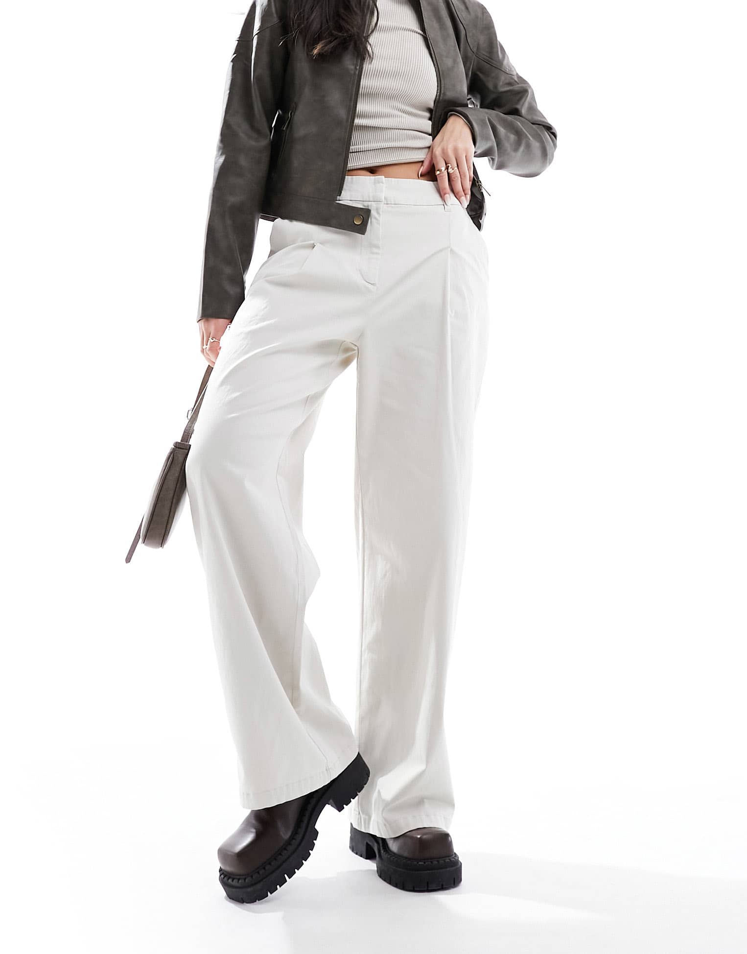 ONLY high waist wide fit trouser with pleat detail in stone - ASOS Sample Sale EU Store
