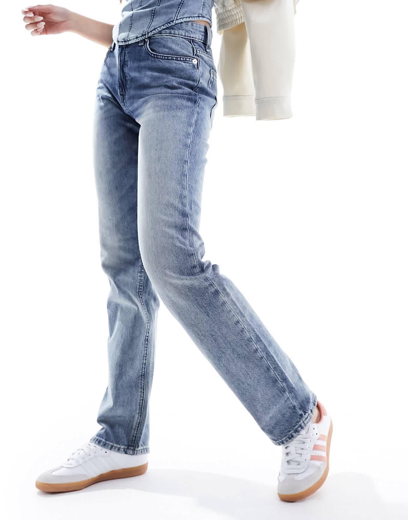 ONLY Jaci mid rise straight leg jeans in tint - ASOS Sample Sale EU Store